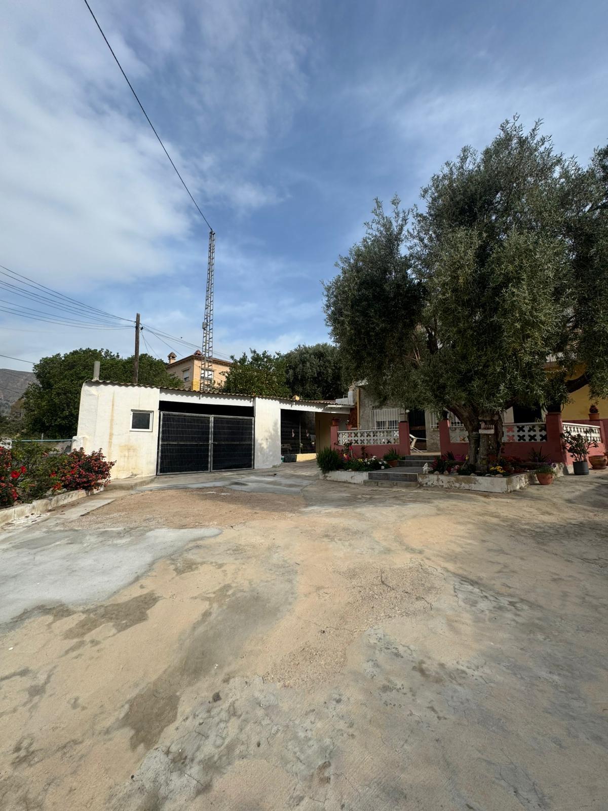 For sale - 8 Bedroom 3 Bathroom Town House in Orihuela - Orihuela Ciudad  - Alicante