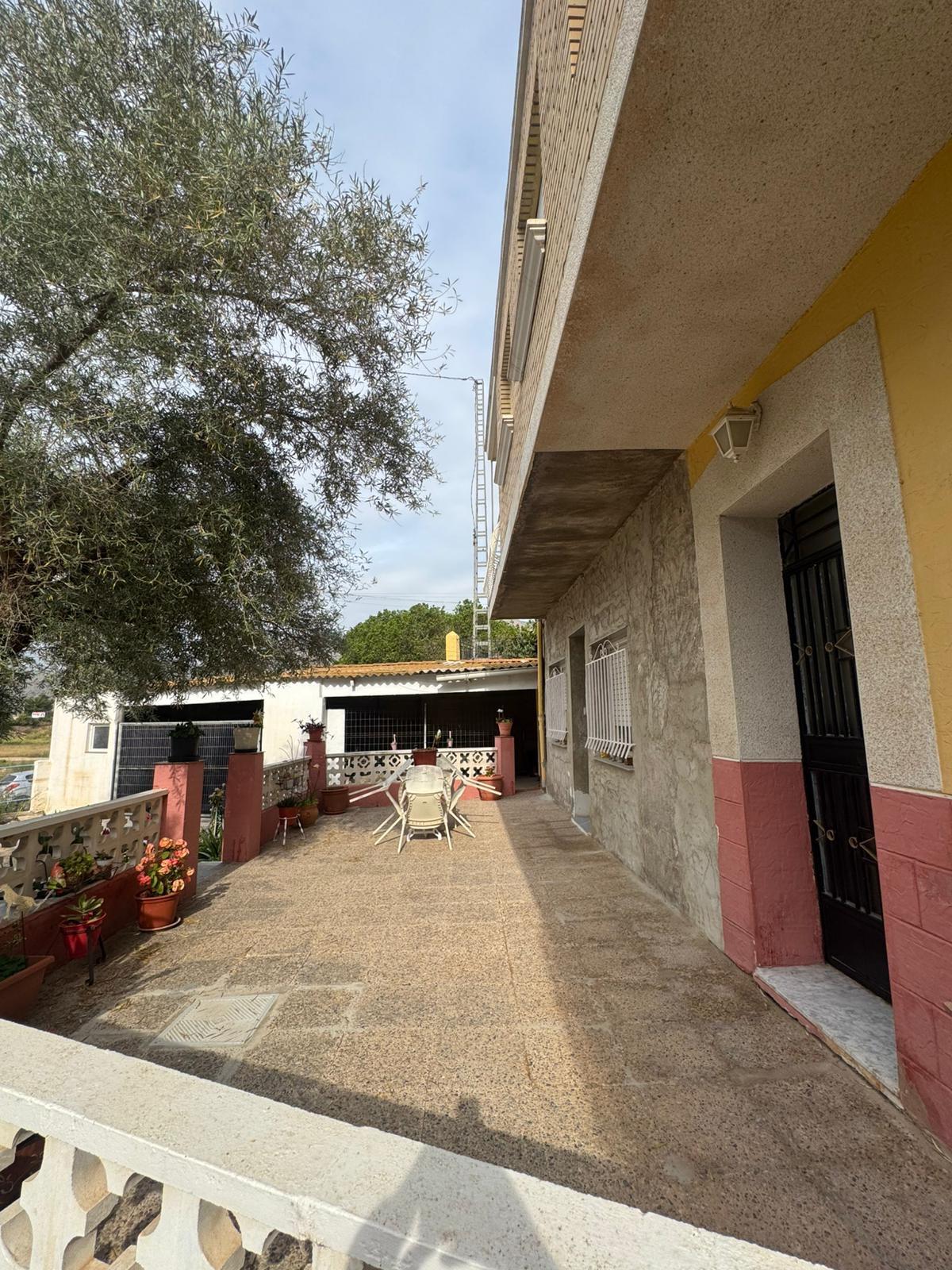 For sale - 8 Bedroom 3 Bathroom Town House in Orihuela - Orihuela Ciudad  - Alicante