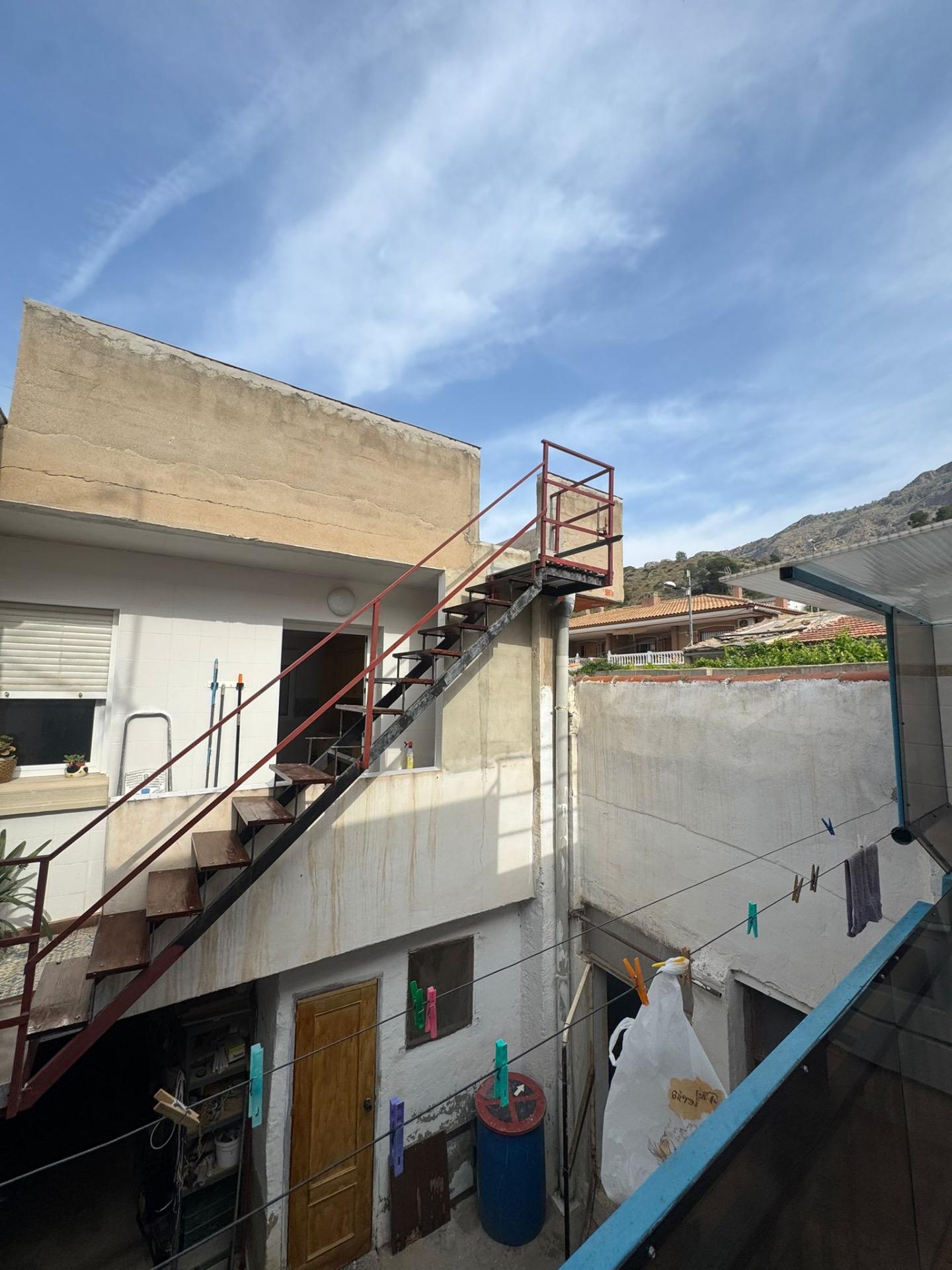 For sale - 8 Bedroom 3 Bathroom Town House in Orihuela - Orihuela Ciudad  - Alicante