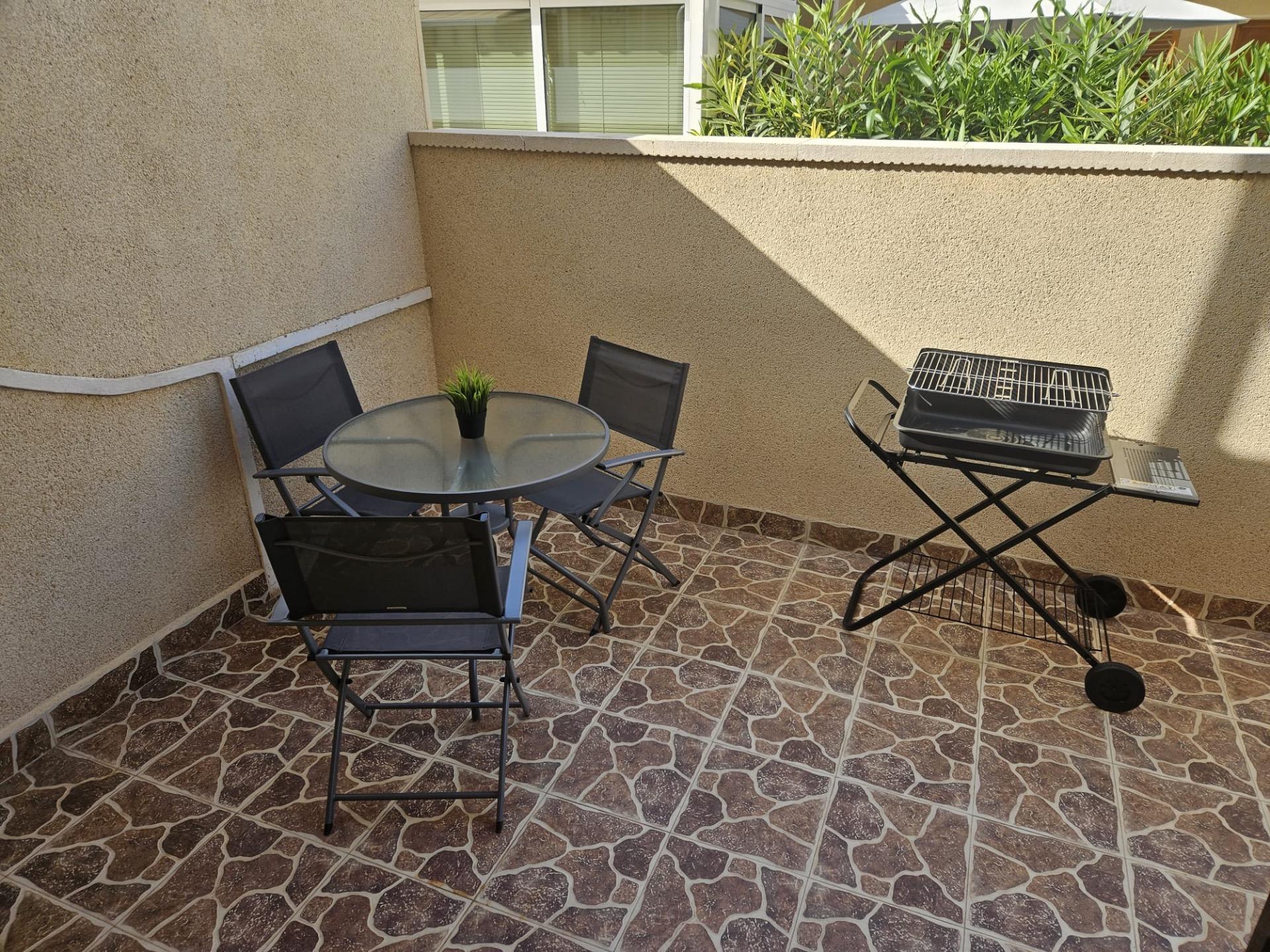 For sale - 2 Bedroom 1 Bathroom Apartment in Orihuela Costa - La Zenia  - Alicante