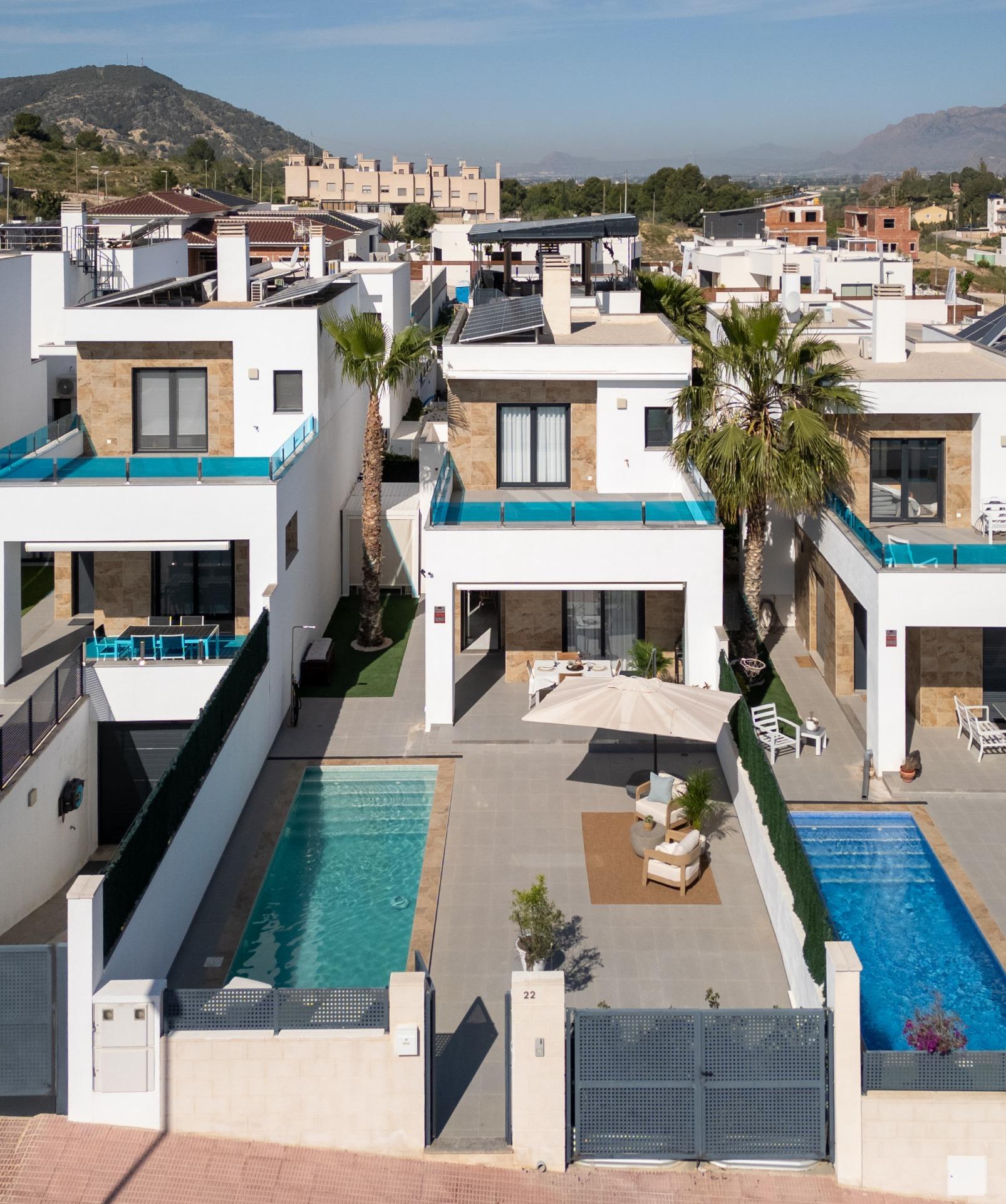 For sale - 3 Bedroom 3 Bathroom Villa in Bigastro - D6  - Alicante
