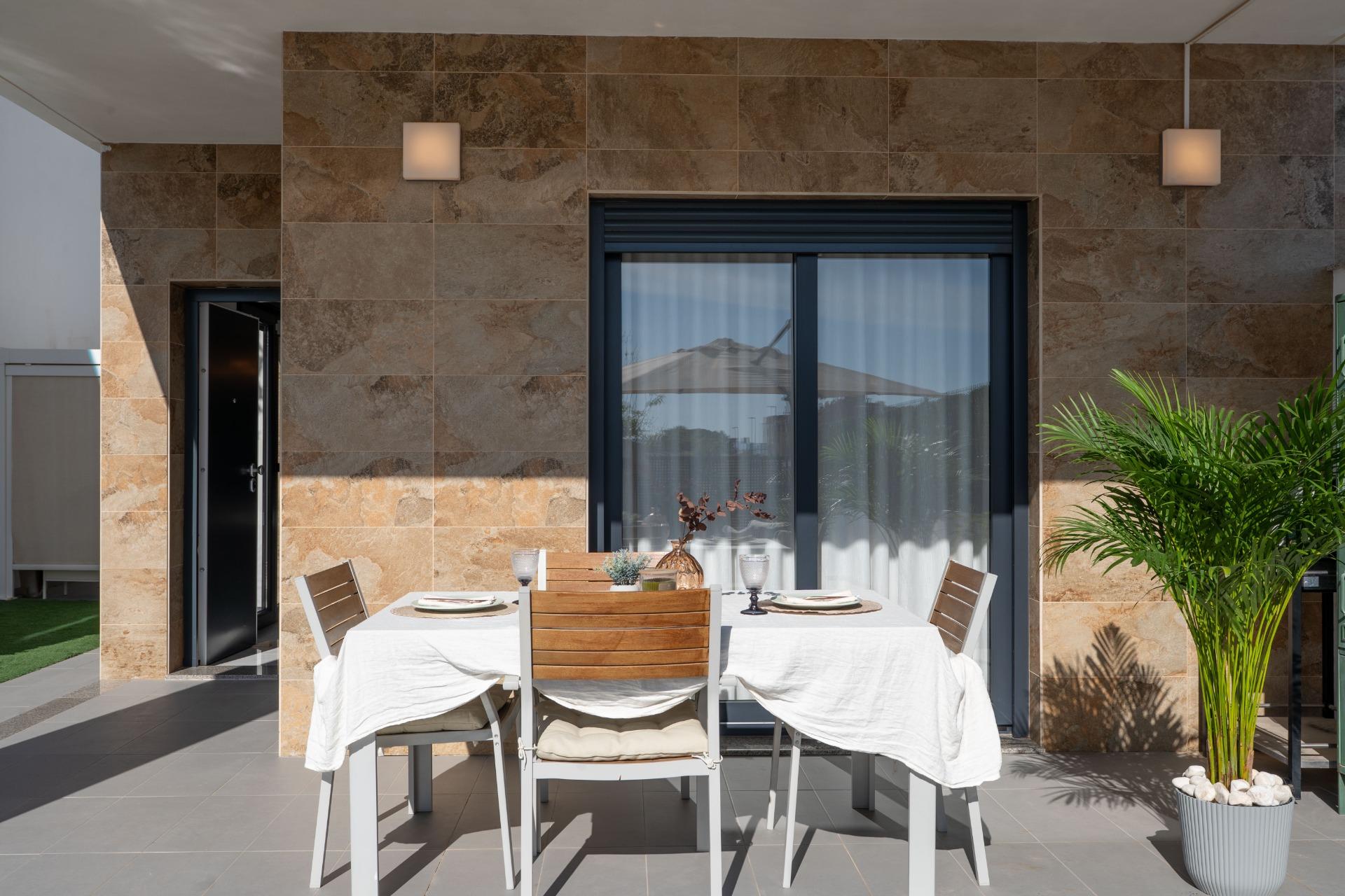 For sale - 3 Bedroom 3 Bathroom Villa in Bigastro - D6  - Alicante