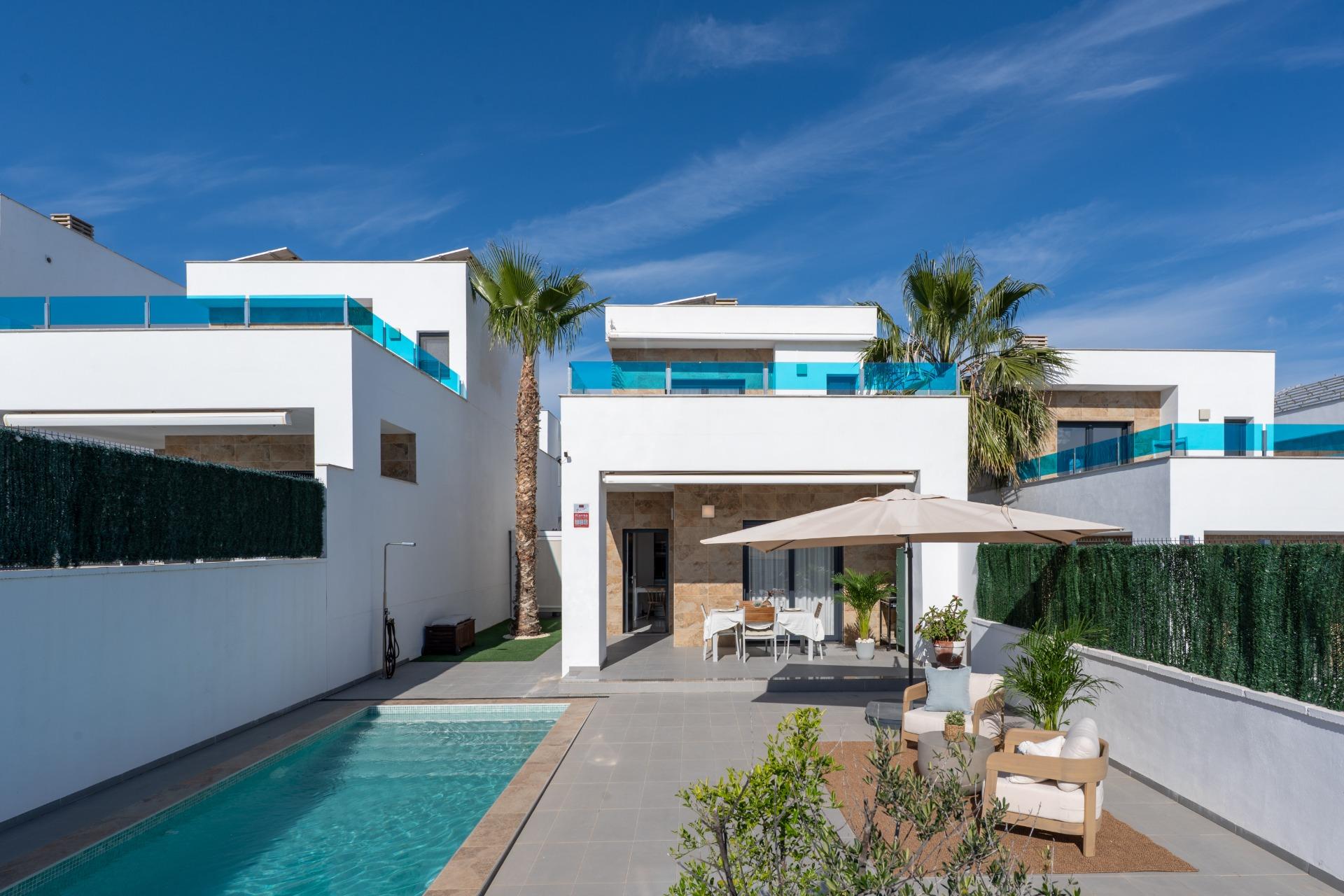 For sale - 3 Bedroom 3 Bathroom Villa in Bigastro - D6  - Alicante