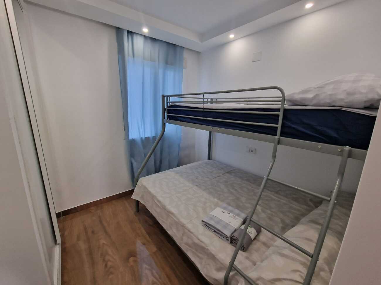 For sale - 2 Bedroom 1 Bathroom Apartment in Torrevieja - Costa Blanca  - Alicante