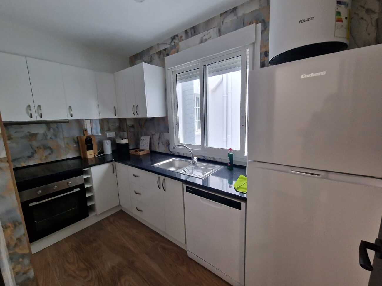 For sale - 2 Bedroom 1 Bathroom Apartment in Torrevieja - Costa Blanca  - Alicante