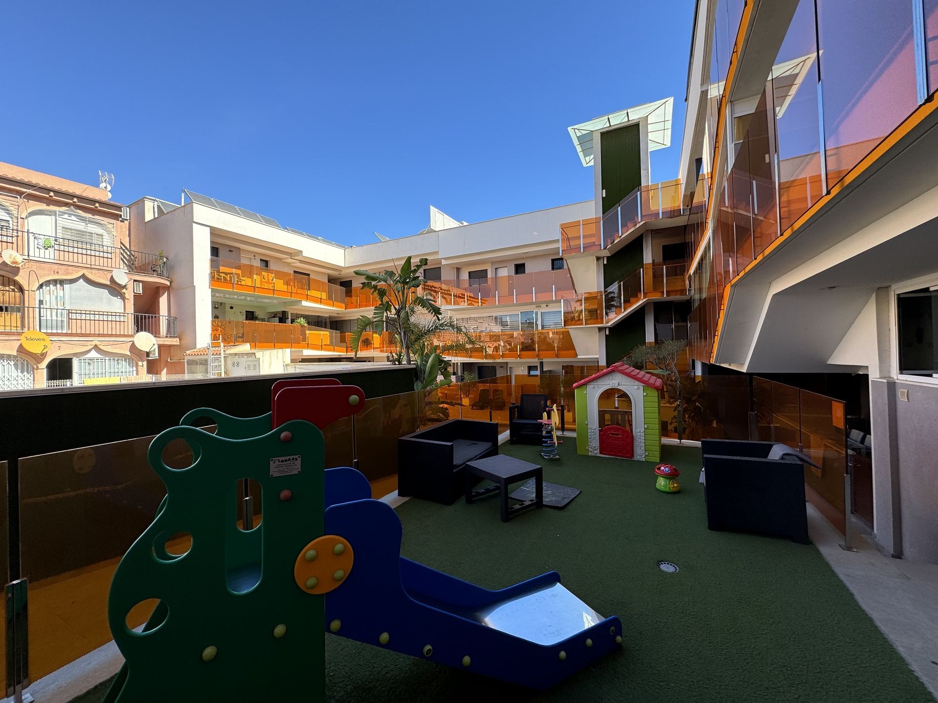 For sale - 2 Bedroom 1 Bathroom Apartment in Torrevieja - Costa Blanca  - Alicante