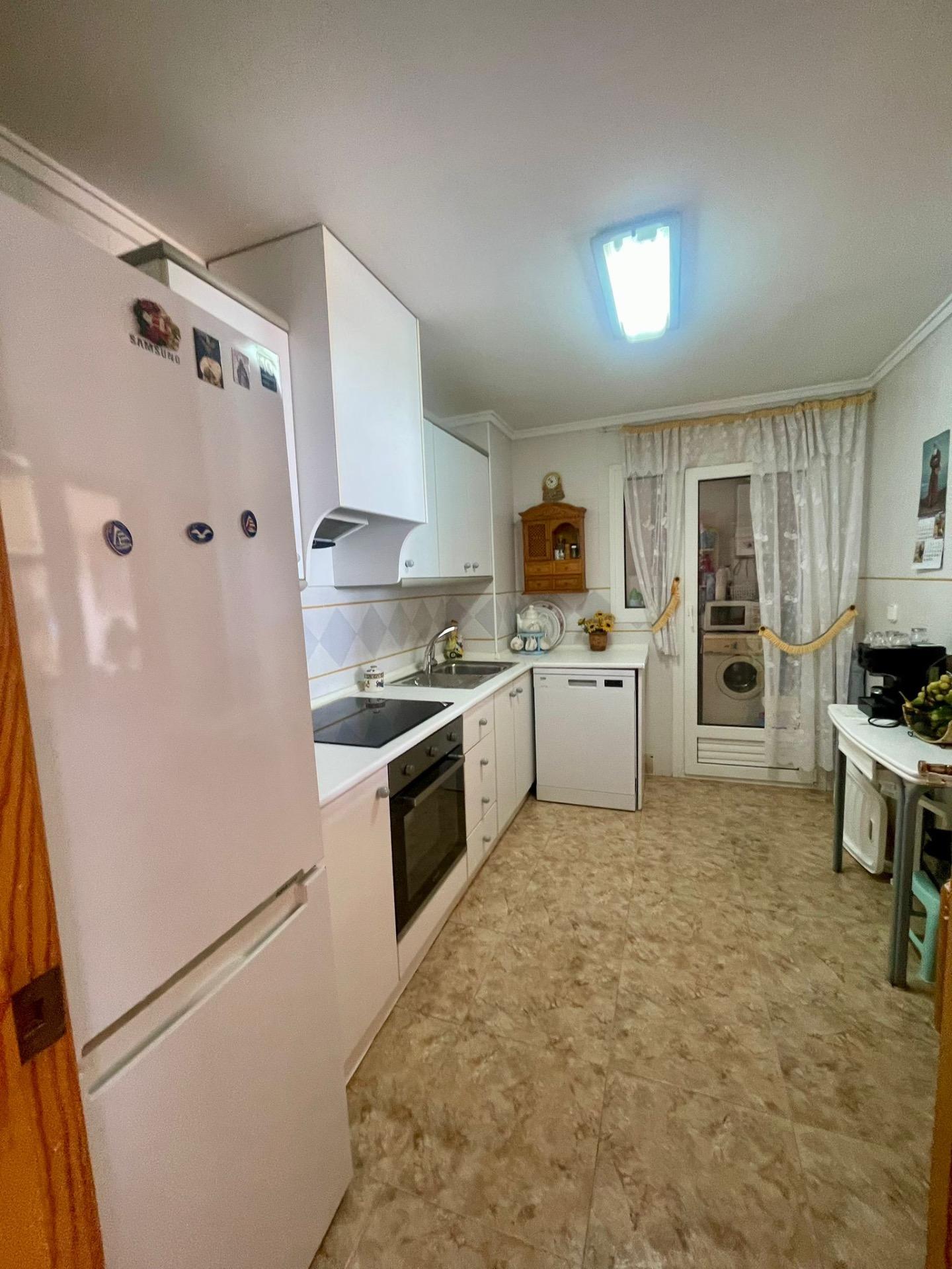 For sale - 3 Bedroom 2 Bathroom Apartment in Torrevieja - La Mata  - Alicante
