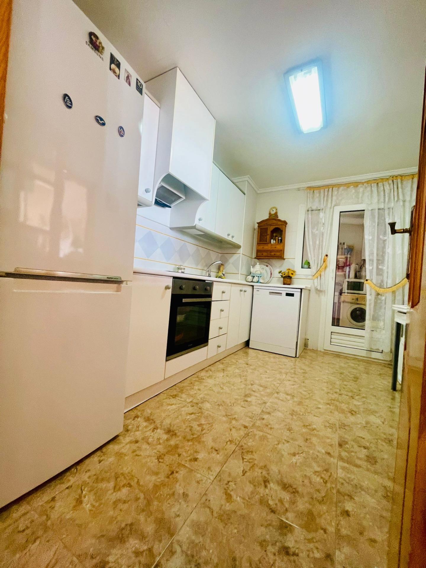 For sale - 3 Bedroom 2 Bathroom Apartment in Torrevieja - La Mata  - Alicante