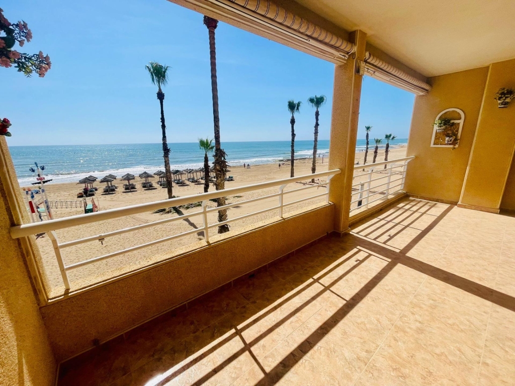 3 Bedroom 2 Bathroom Apartment in Torrevieja