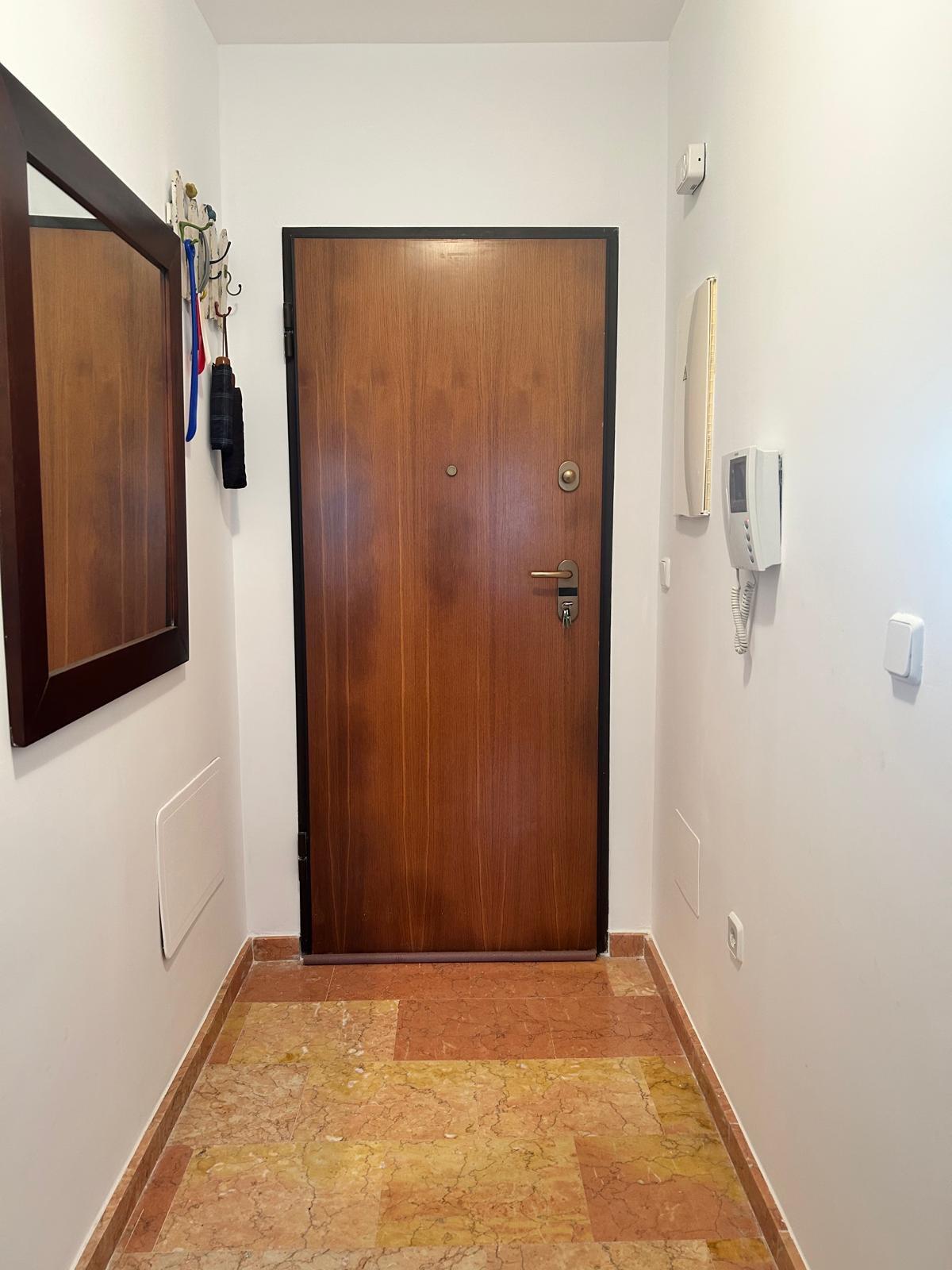 For sale - 2 Bedroom 1 Bathroom Penthouse in Torrevieja - Torreblanca  - Alicante
