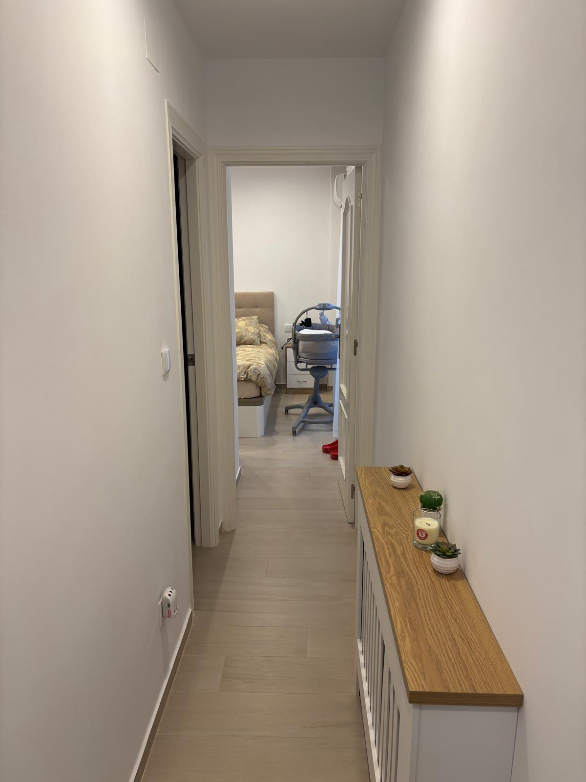For sale - 3 Bedroom 2 Bathroom Apartment in Torrevieja - Centro  - Alicante
