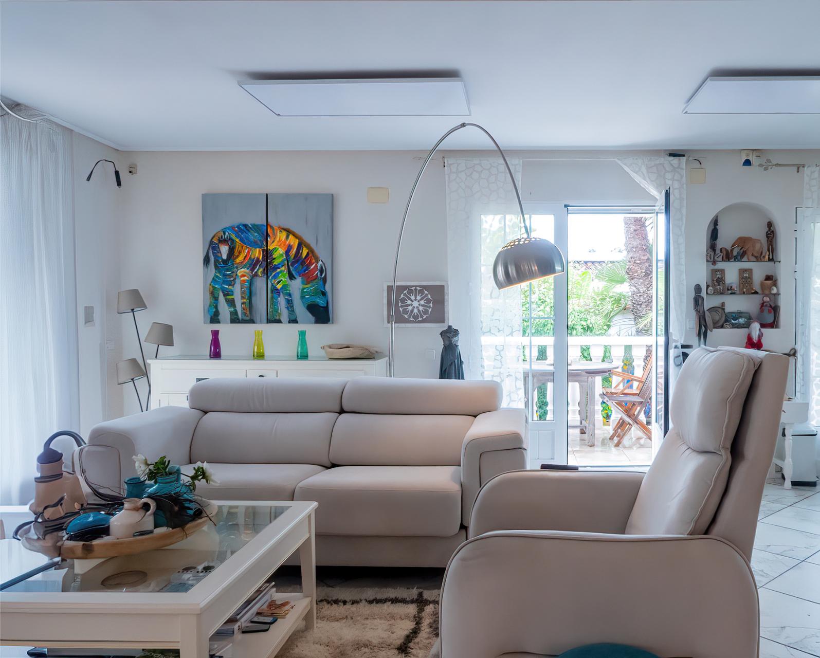 For sale - 3 Bedroom 3 Bathroom Villa in Torrevieja - Costa Blanca  - Alicante
