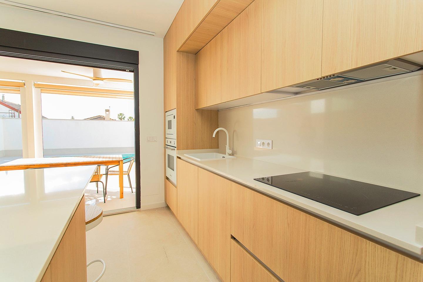 For sale - 2 Bedroom 2 Bathroom Town House in Torrevieja - La Siesta  - Alicante