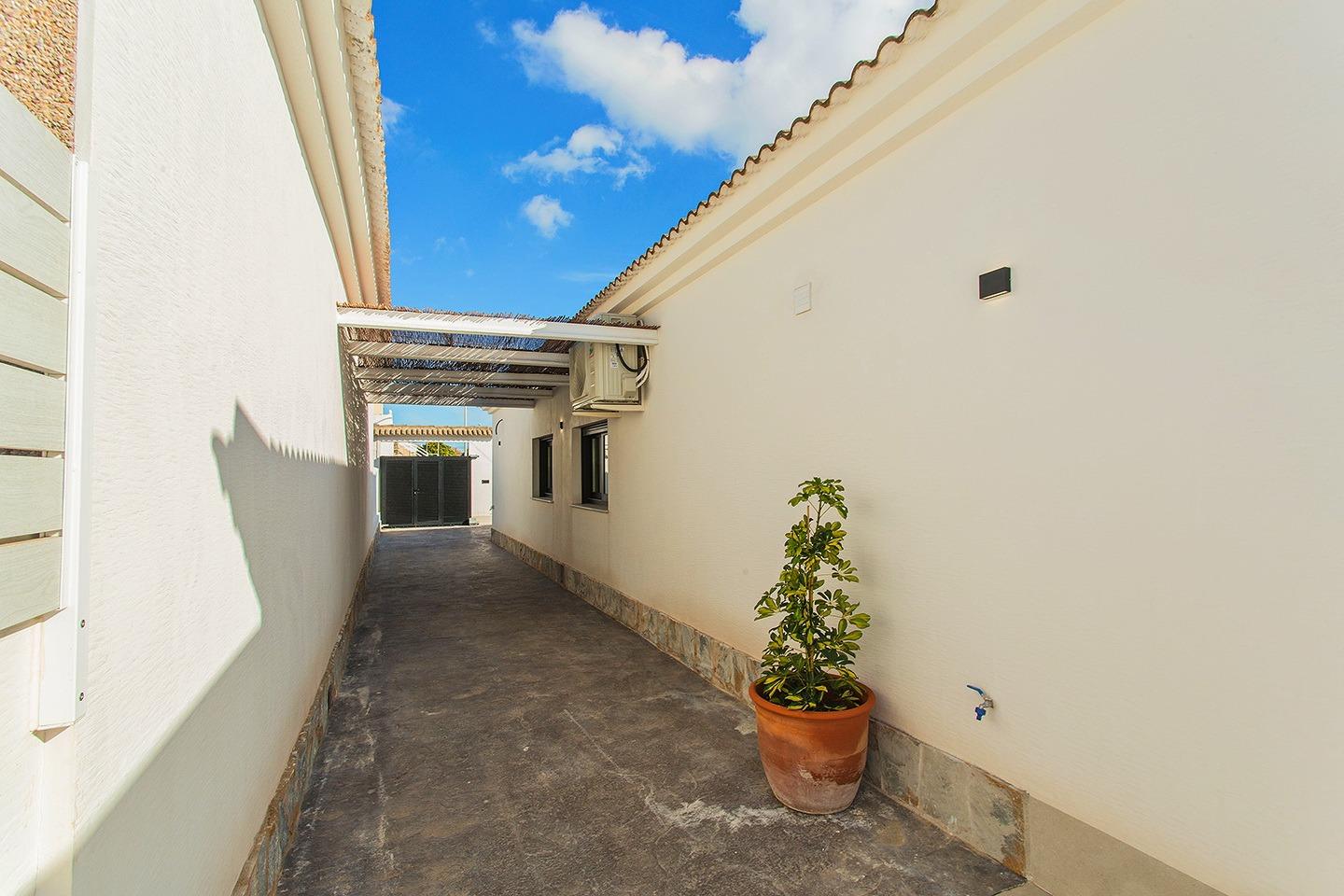For sale - 2 Bedroom 2 Bathroom Town House in Torrevieja - La Siesta  - Alicante