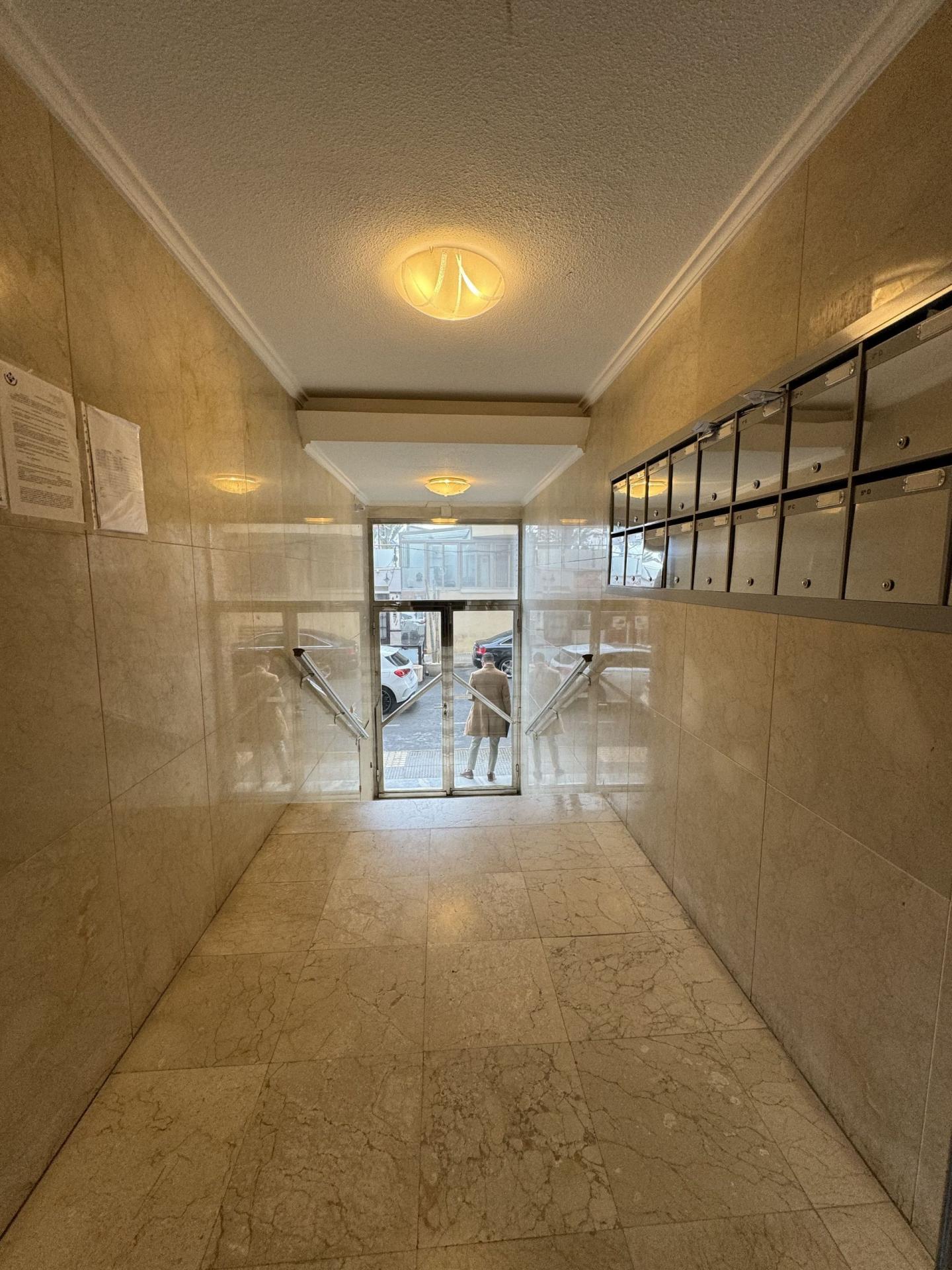 For sale - 3 Bedroom 2 Bathroom Apartment in Torrevieja - Playa Del Cura  - Alicante