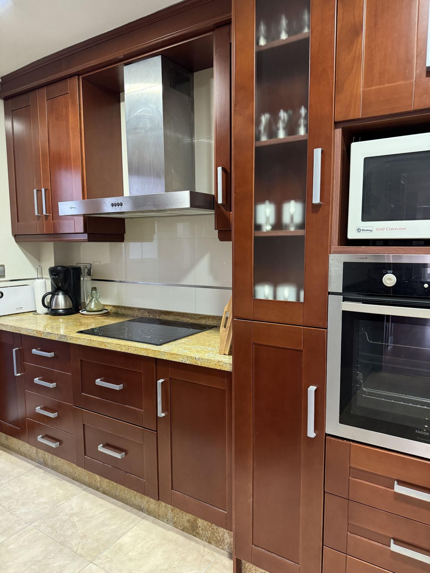 For sale - 3 Bedroom 2 Bathroom Apartment in Torrevieja - Playa Del Cura  - Alicante