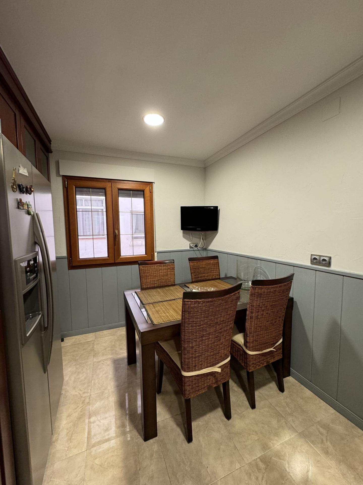 For sale - 3 Bedroom 2 Bathroom Apartment in Torrevieja - Playa Del Cura  - Alicante