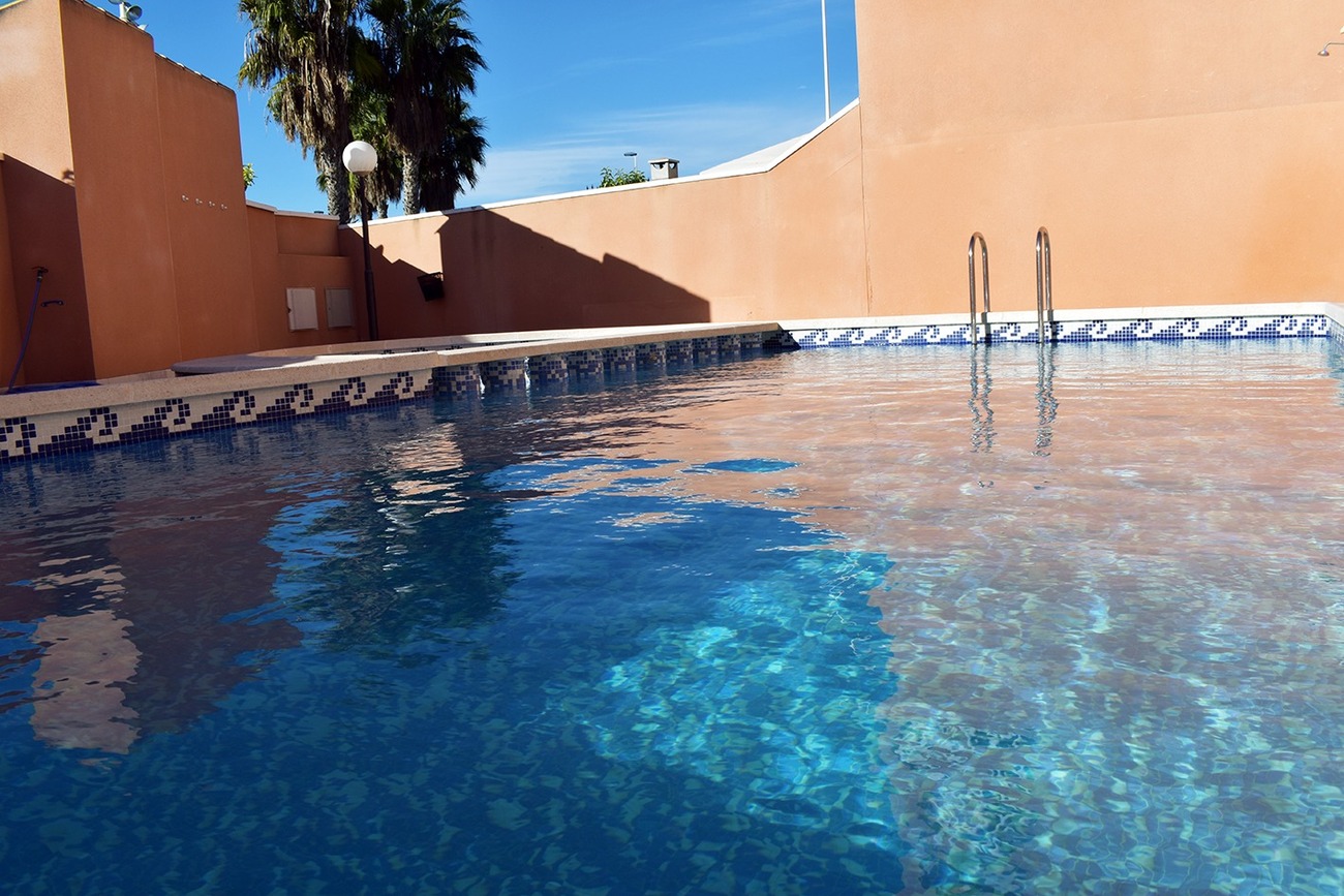 For sale - 3 Bedroom 1 Bathroom Town House in Torrevieja -  - Alicante