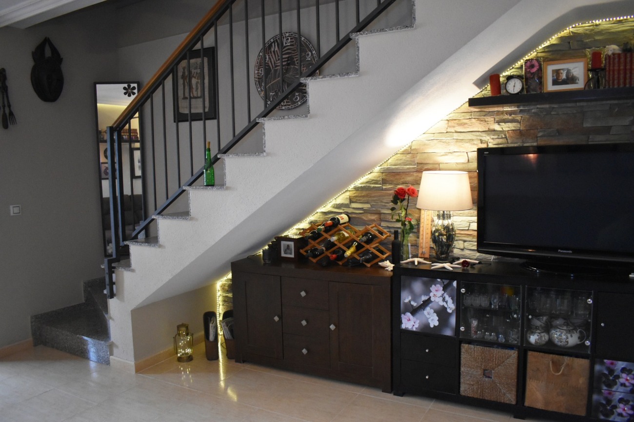 For sale - 3 Bedroom 1 Bathroom Town House in Torrevieja -  - Alicante