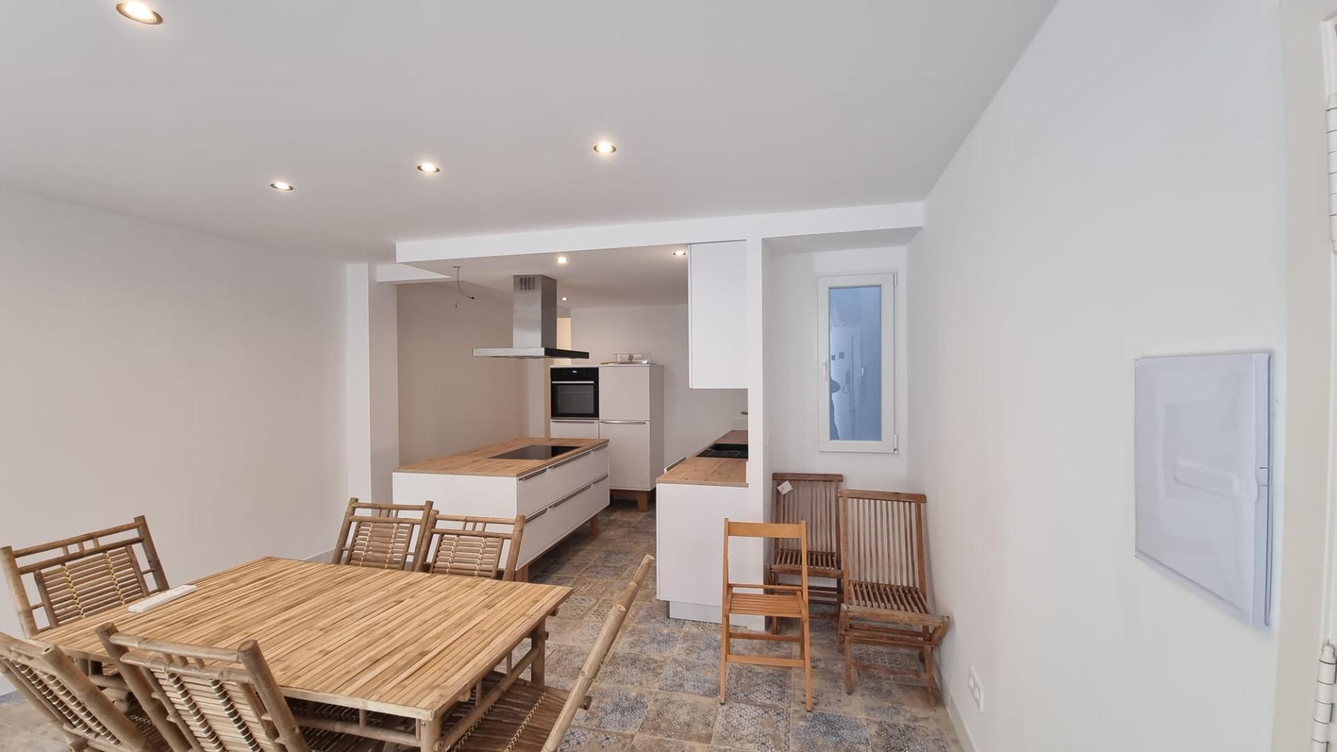 For sale - 2 Bedroom 1 Bathroom Apartment in Torrevieja - Torrevieja  - Alicante