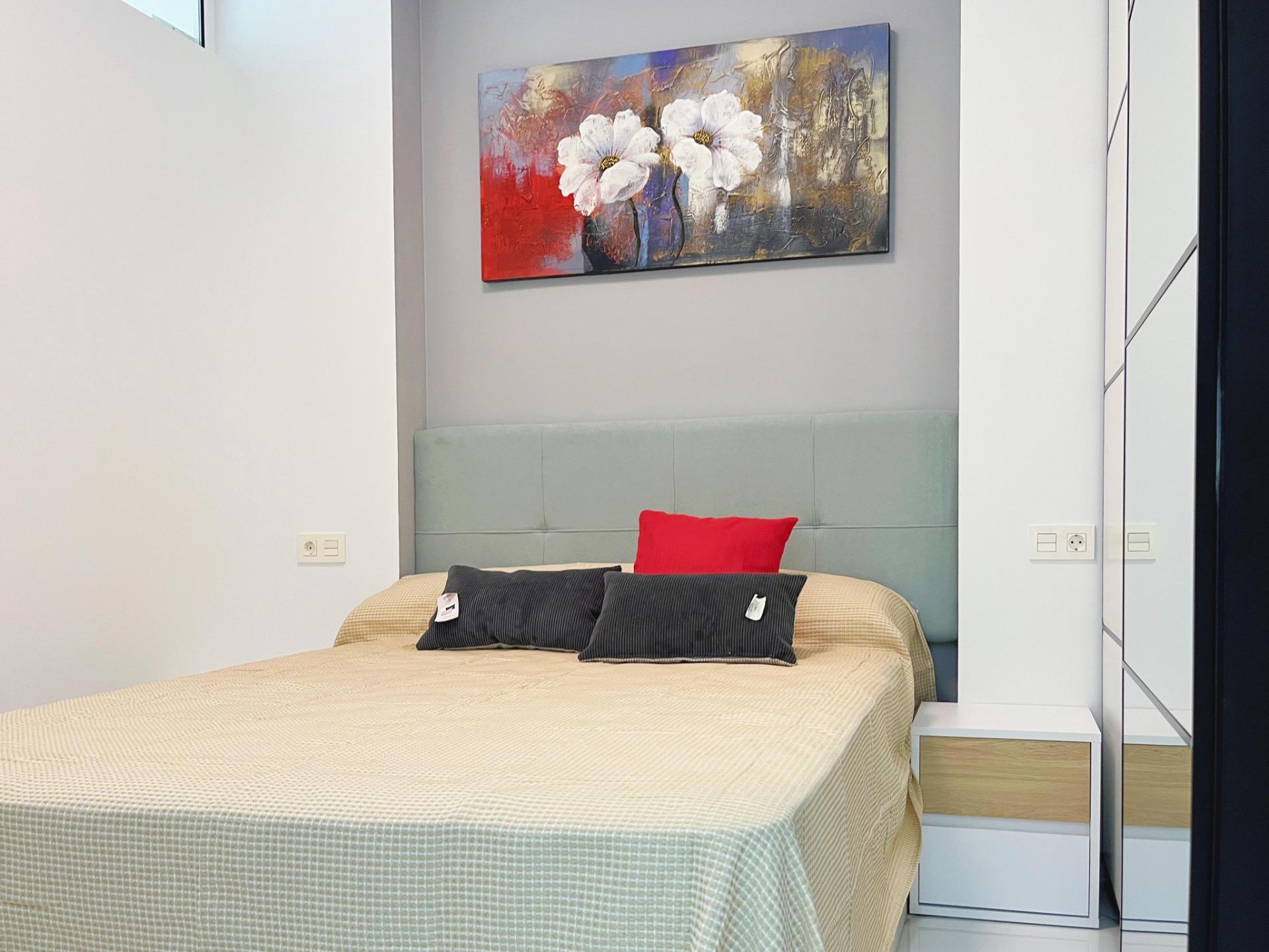 For sale - 2 Bedroom 2 Bathroom Apartment in Torrevieja - Playa Del Cura  - Alicante