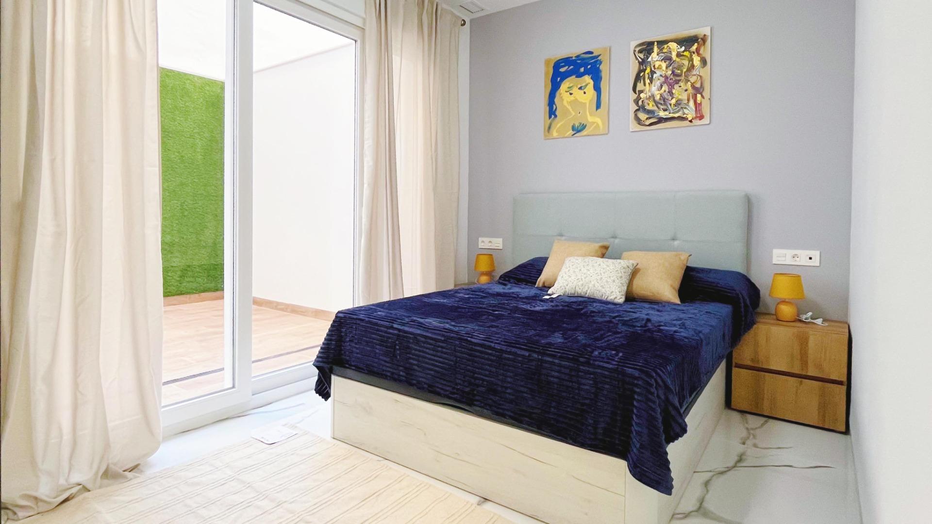 For sale - 2 Bedroom 2 Bathroom Apartment in Torrevieja - Playa Del Cura  - Alicante