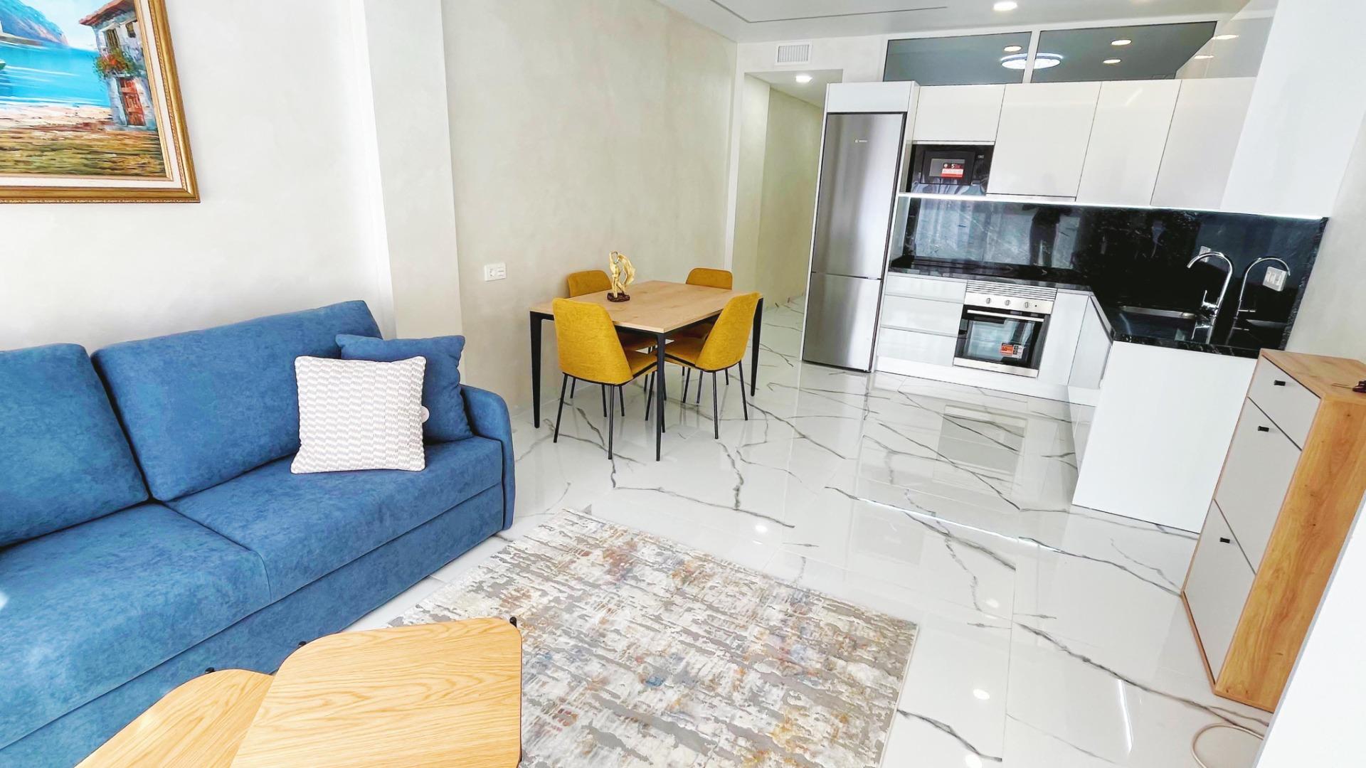 For sale - 2 Bedroom 2 Bathroom Apartment in Torrevieja - Playa Del Cura  - Alicante
