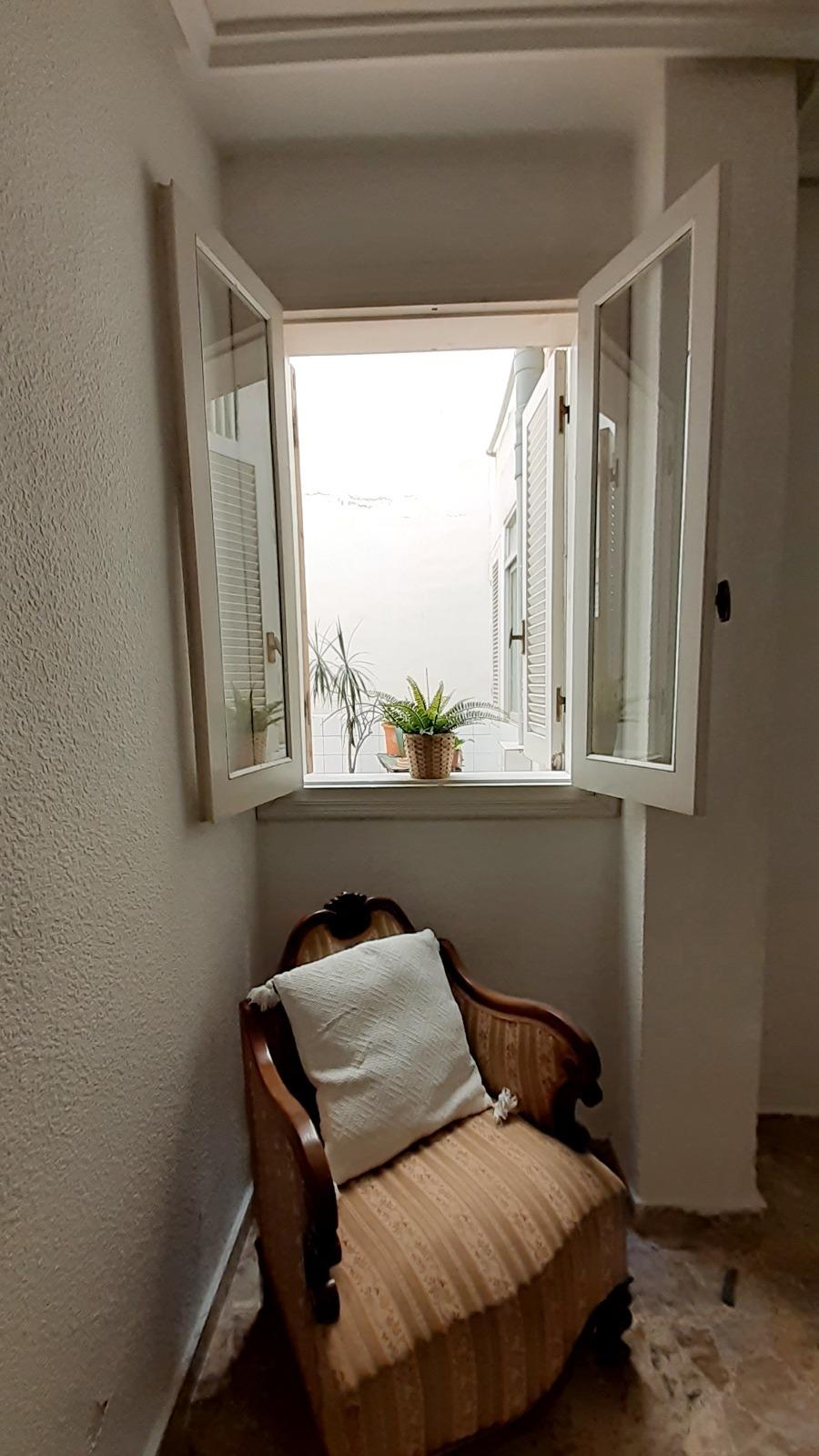 For sale - 4 Bedroom 2 Bathroom Apartment in Torrevieja - Torrevieja  - Alicante