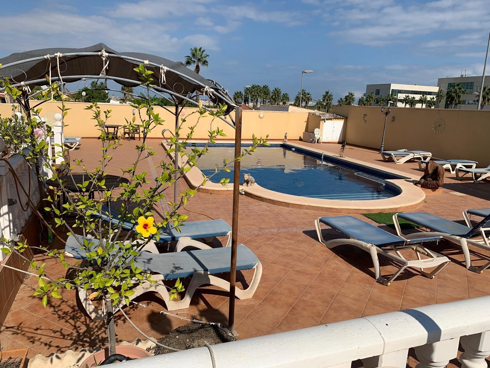 For sale - 6 Bedroom 6 Bathroom Villa in Torrevieja - Los Balcones - Los Altos Del Edén  - Alicante