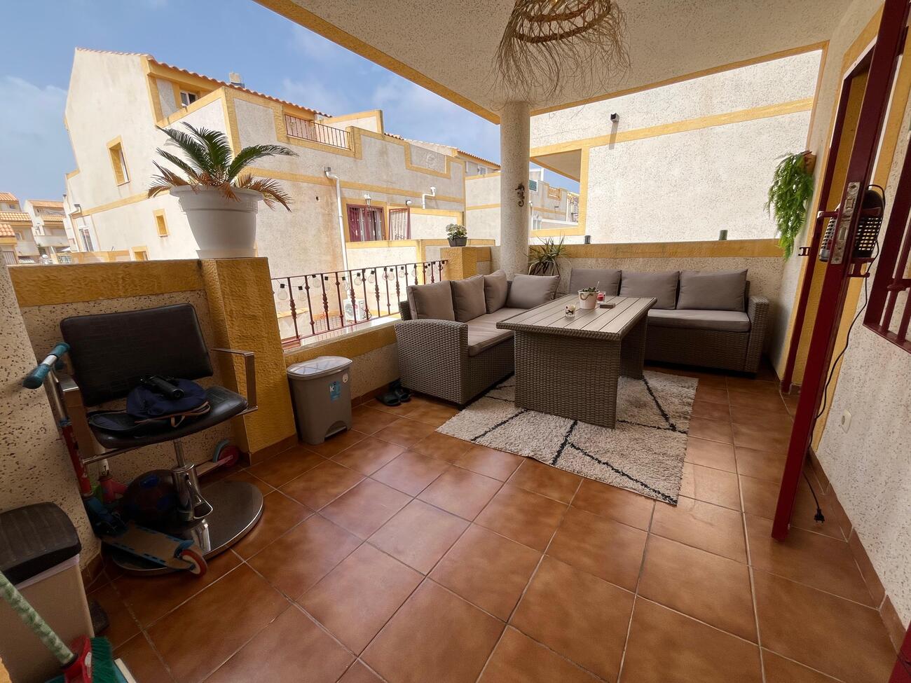 For sale - 3 Bedroom 2 Bathroom Town House Penthouse in Torrevieja - La Florida  - Alicante