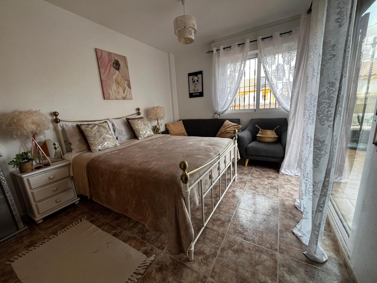 For sale - 3 Bedroom 2 Bathroom Town House Penthouse in Torrevieja - La Florida  - Alicante