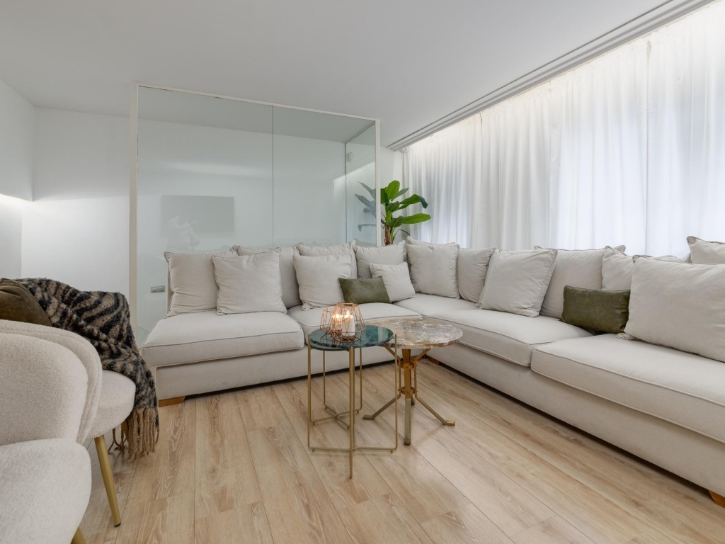 4 Bedroom 3 Bathroom Apartment in Torrevieja