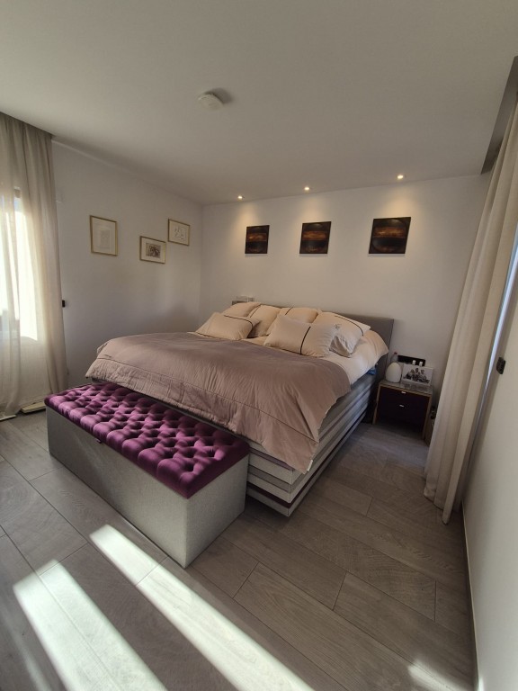 For sale - 3 Bedroom 2 Bathroom Villa in La Finca Golf Resort - Inland  - Alicante