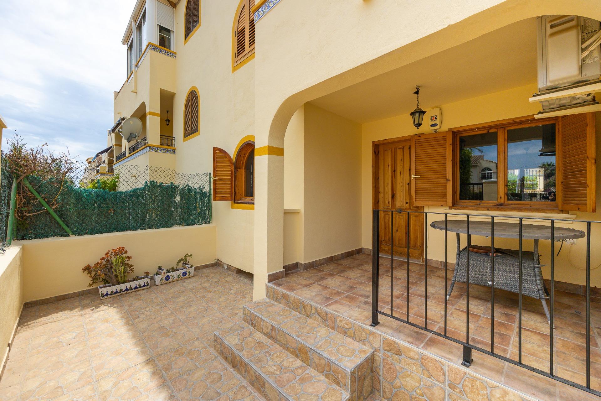 For sale - 2 Bedroom 1 Bathroom Bungalow in Torrevieja - Torre La Mata  - Alicante