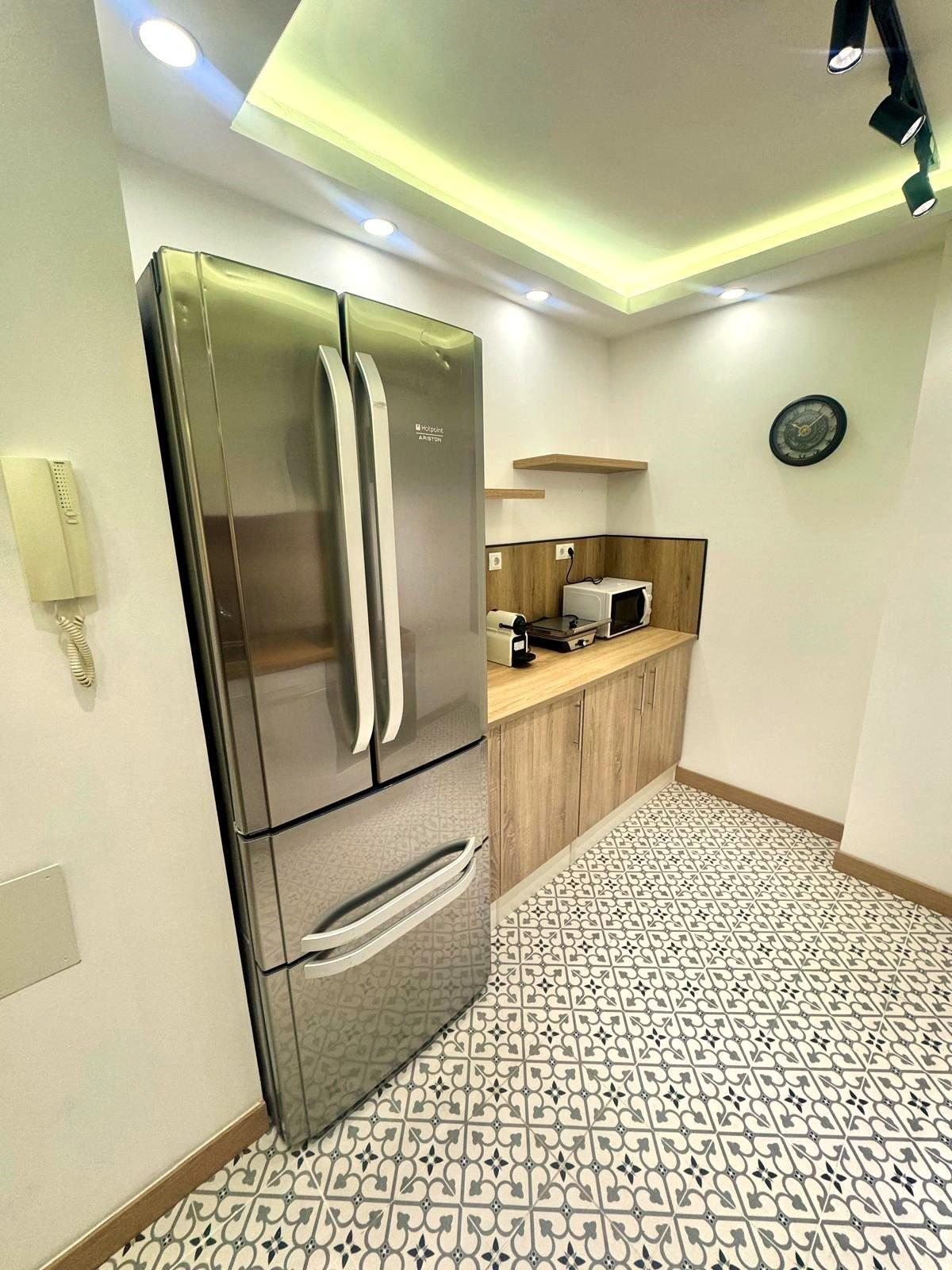 For sale - 4 Bedroom 2 Bathroom Apartment in Torrevieja - Centro - Muelle Pesquero  - Alicante