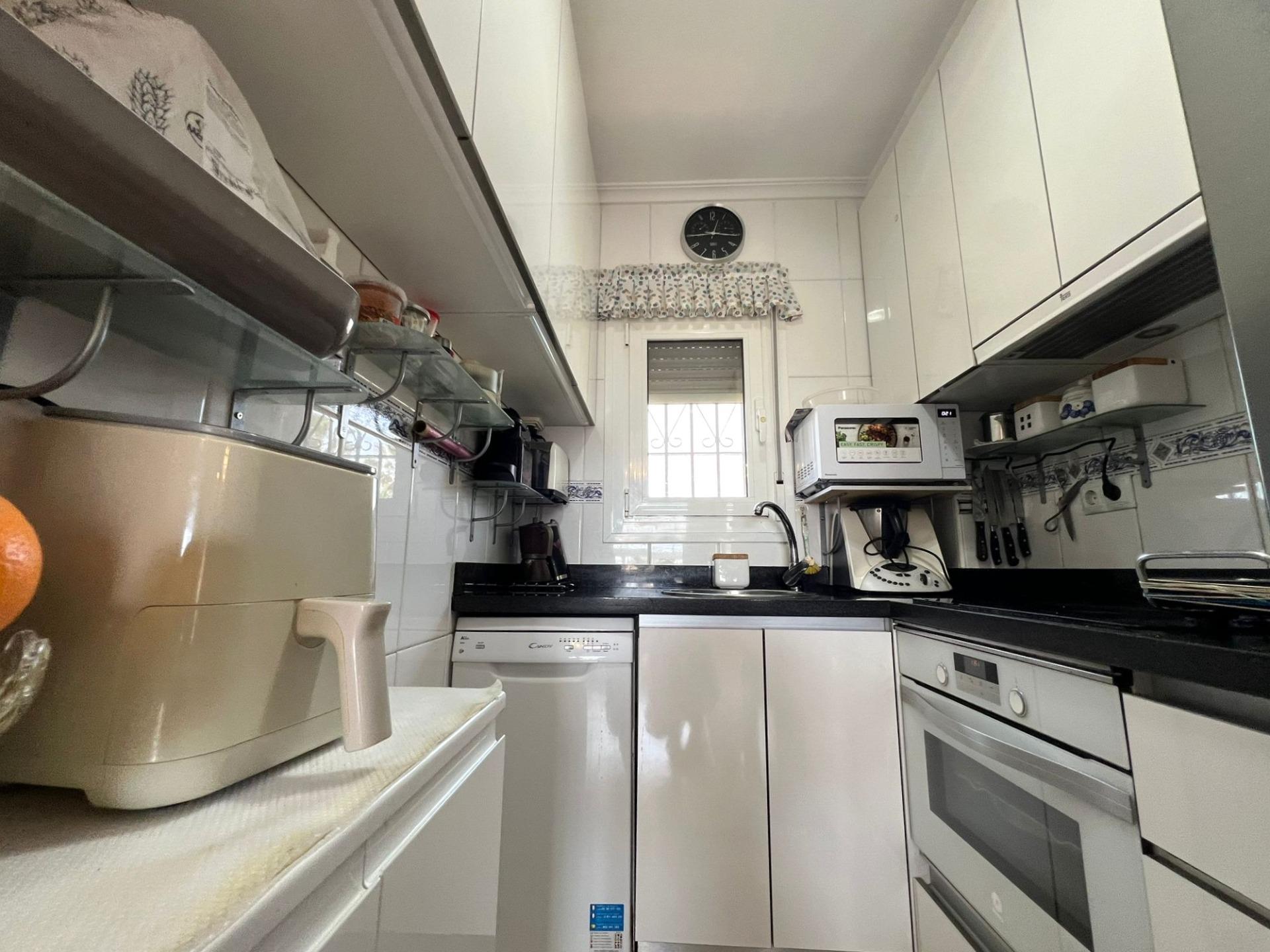 For sale - 2 Bedroom 1 Bathroom Bungalow in Torrevieja - aguas nuevas  - Alicante