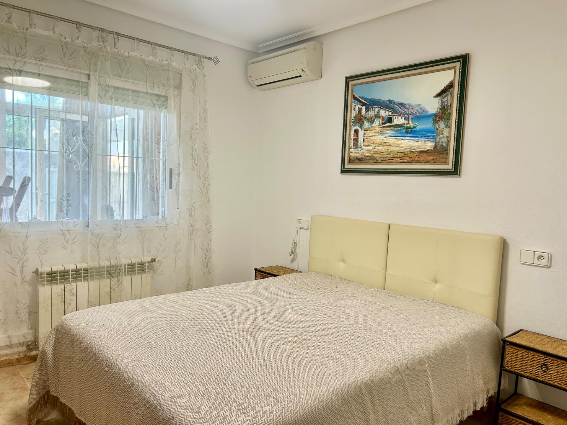 For sale - 3 Bedroom 2 Bathroom Villa in Torrevieja - San Luis  - Alicante