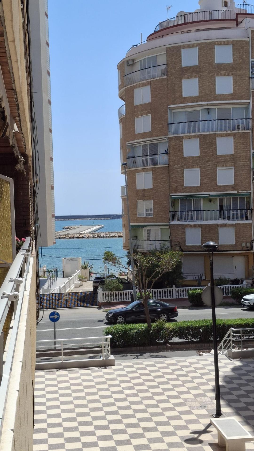 For sale - 2 Bedroom 2 Bathroom Apartment in Torrevieja - Acequion  - Alicante
