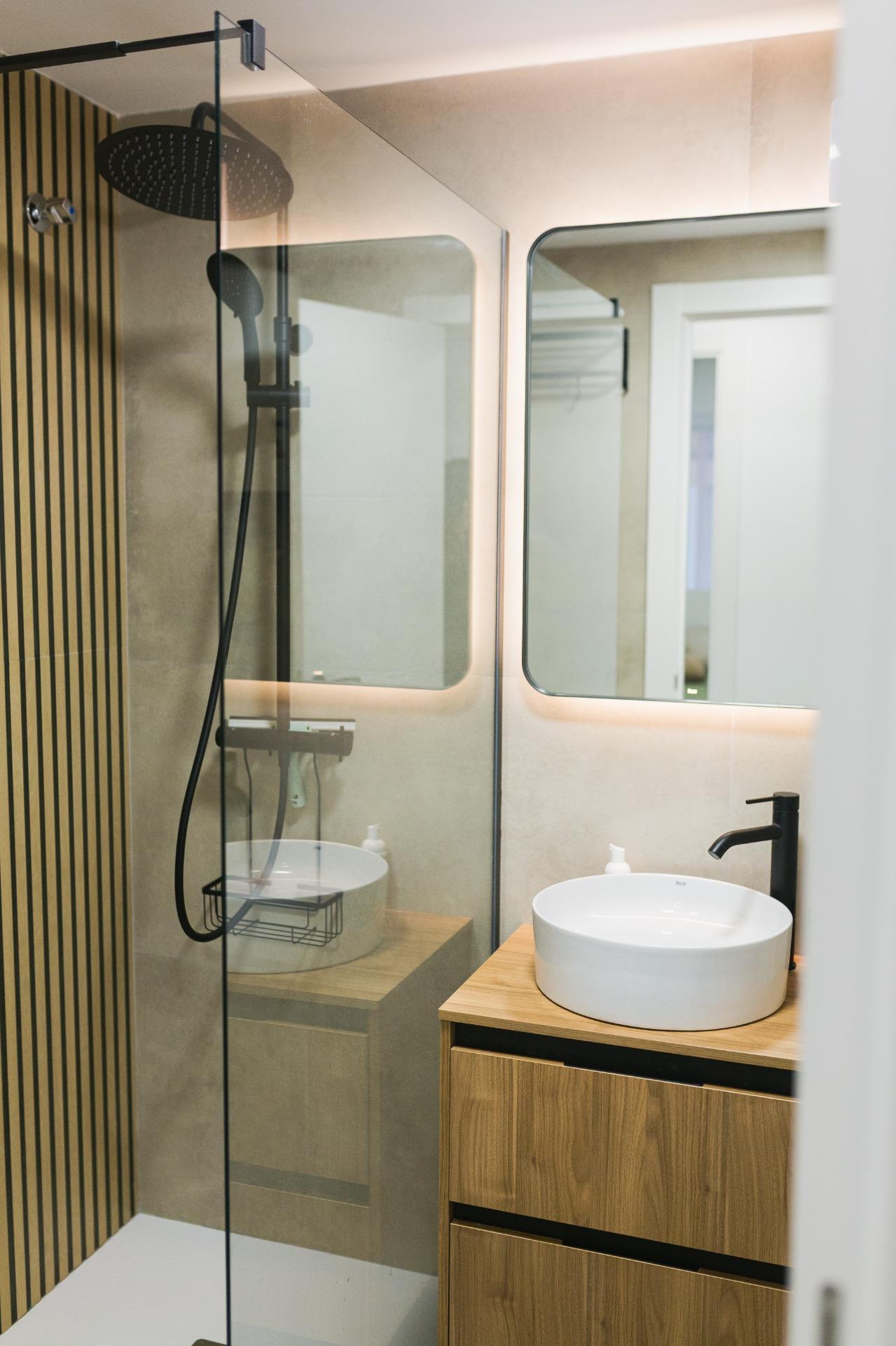 For sale - 2 Bedroom 1 Bathroom Apartment in Torrevieja - Centro  - Alicante