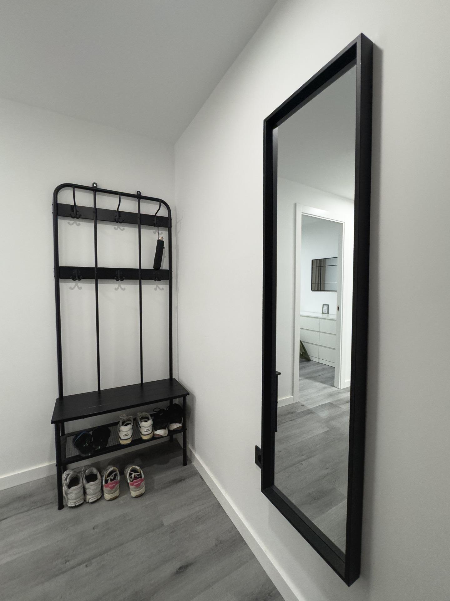 For sale - 2 Bedroom 1 Bathroom Apartment in Torrevieja - Centro  - Alicante