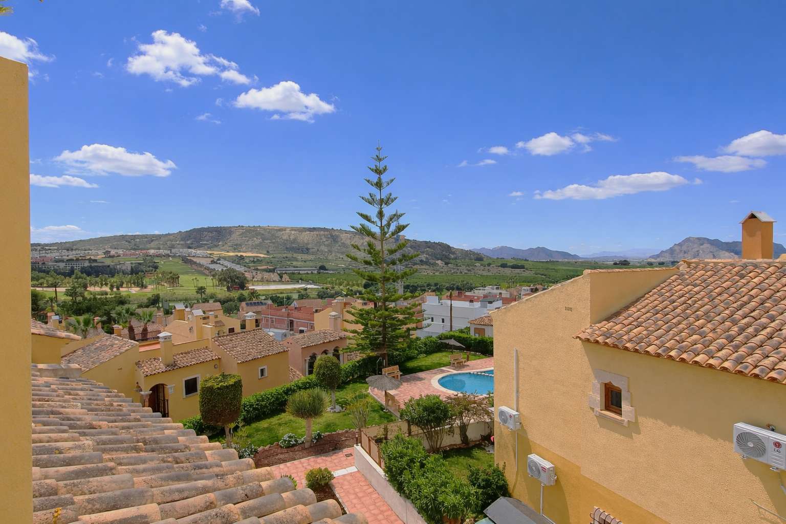 For sale - 2 Bedroom 2 Bathroom Apartment in Algorfa - Inland  - Alicante