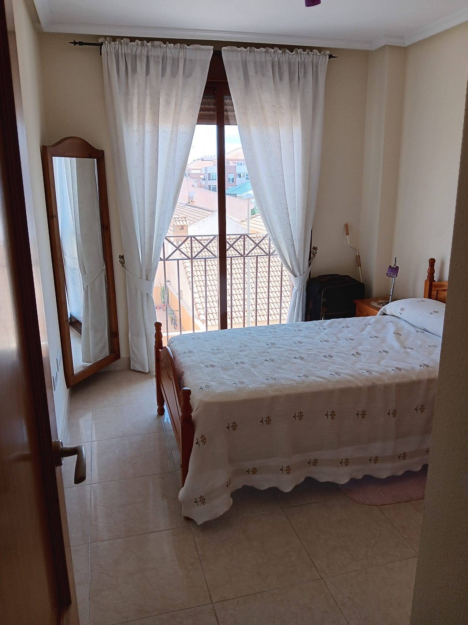 For sale - 3 Bedroom 2 Bathroom Apartment in Pilar de La Horadada - Zona Pueblo  - Alicante