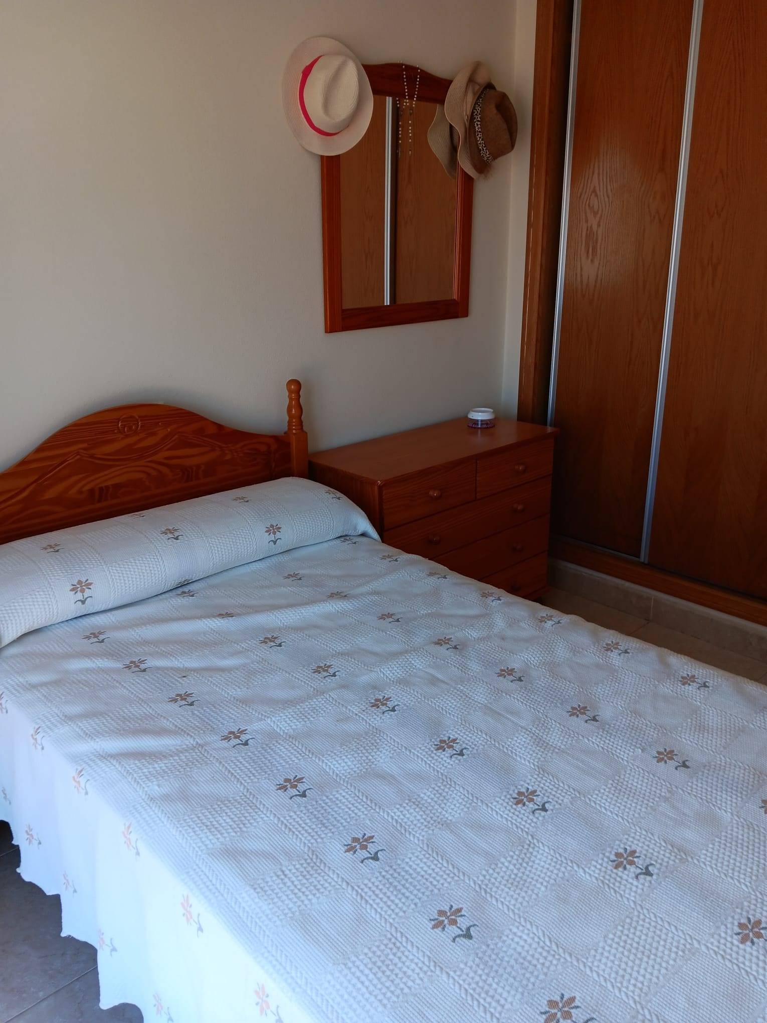 For sale - 3 Bedroom 2 Bathroom Apartment in Pilar de La Horadada - Zona Pueblo  - Alicante