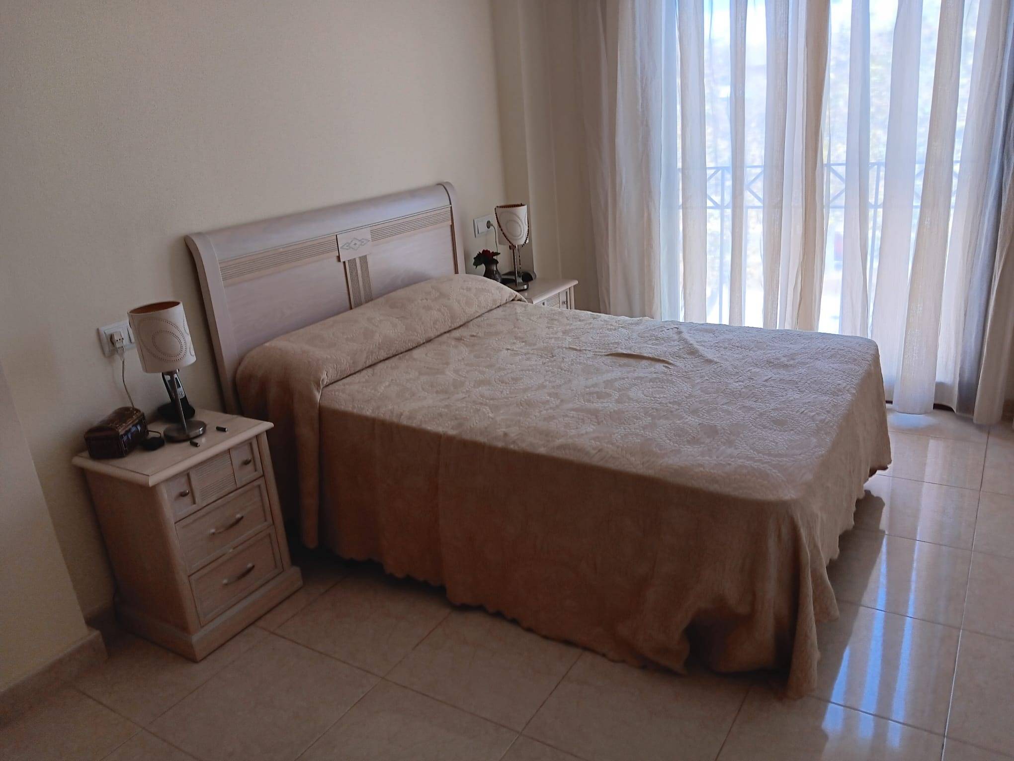 For sale - 3 Bedroom 2 Bathroom Apartment in Pilar de La Horadada - Zona Pueblo  - Alicante