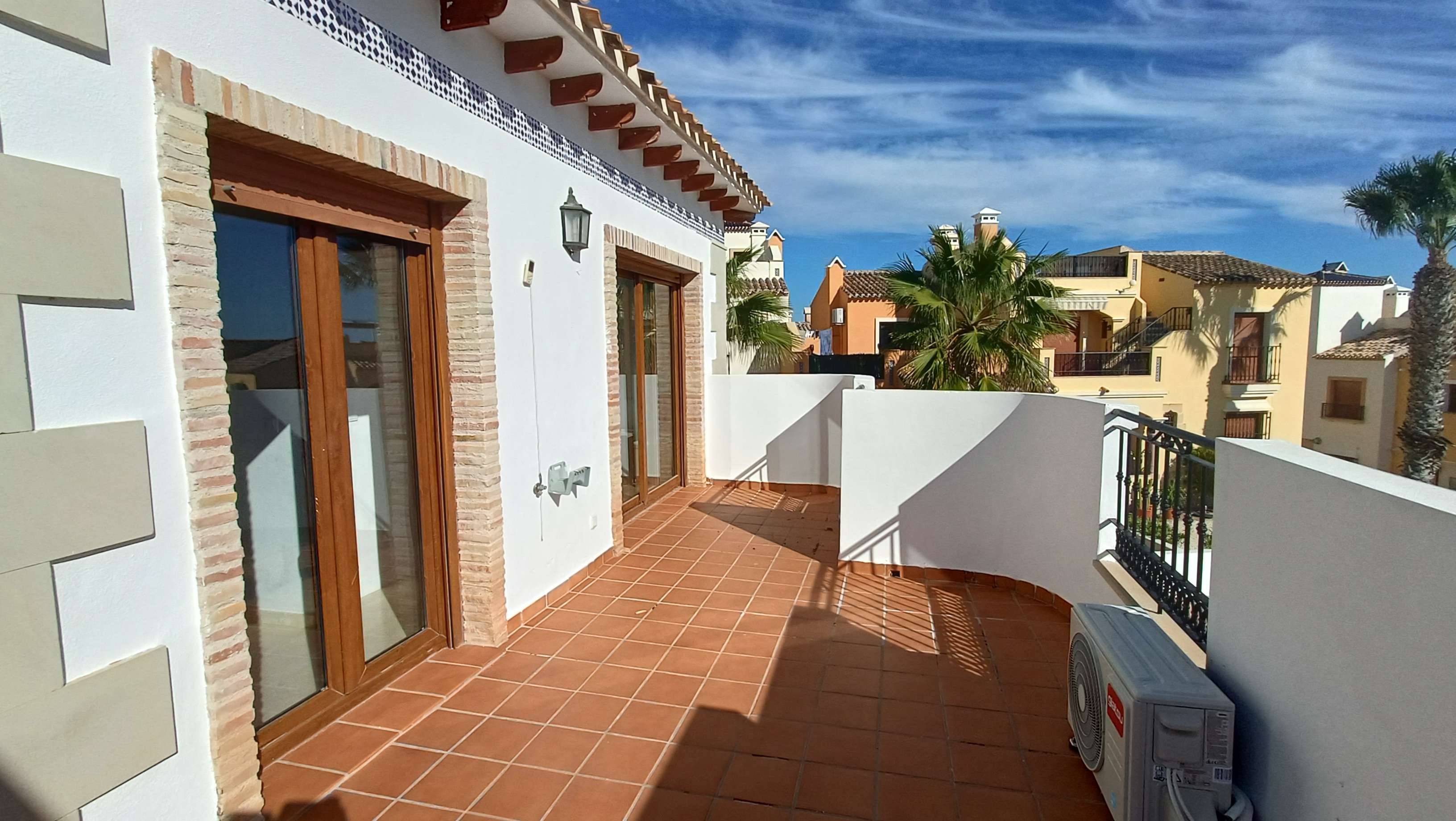 For sale - 3 Bedroom 2 Bathroom Villa in Algorfa - Inland  - Alicante