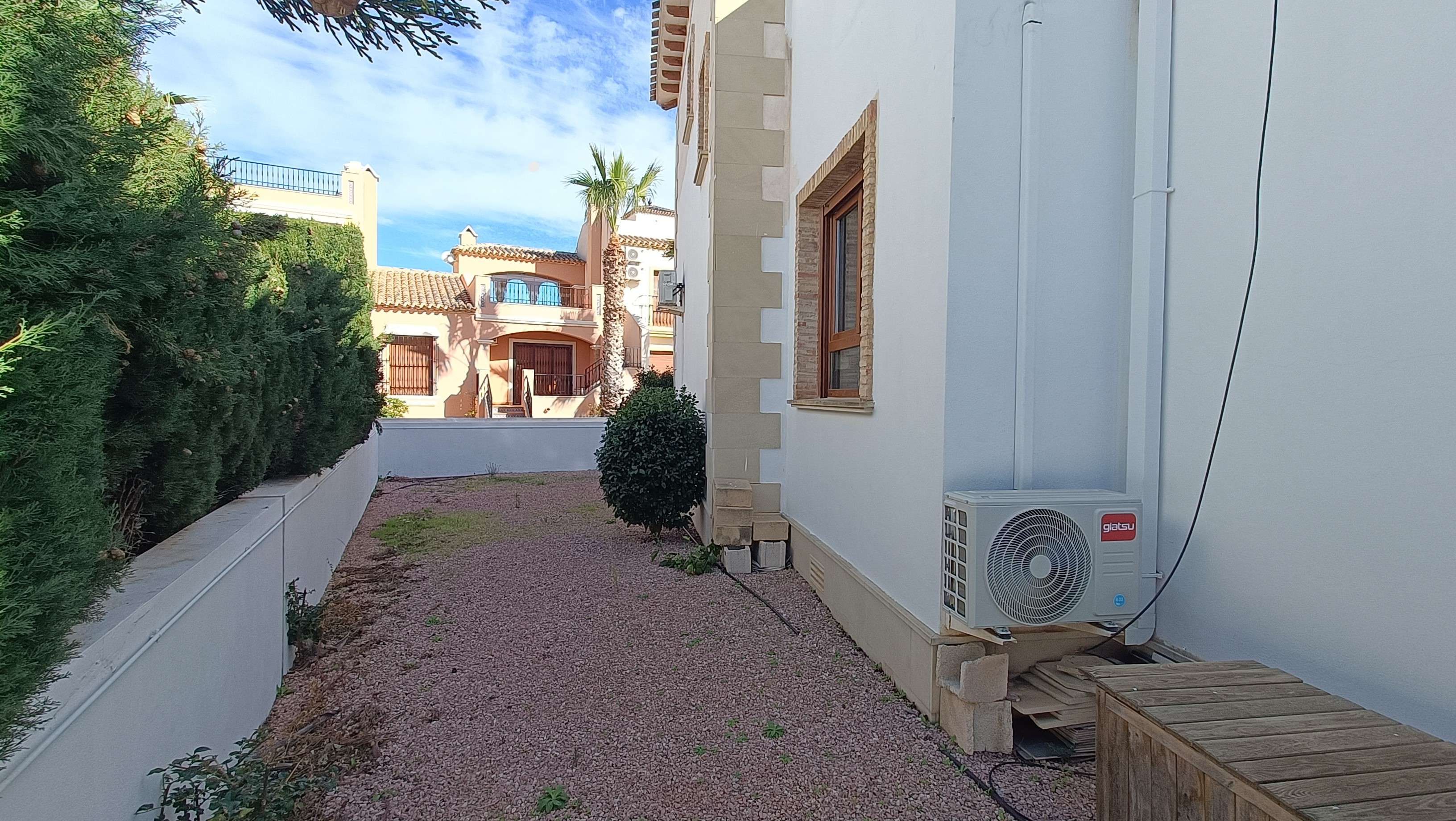 For sale - 3 Bedroom 2 Bathroom Villa in Algorfa - Inland  - Alicante