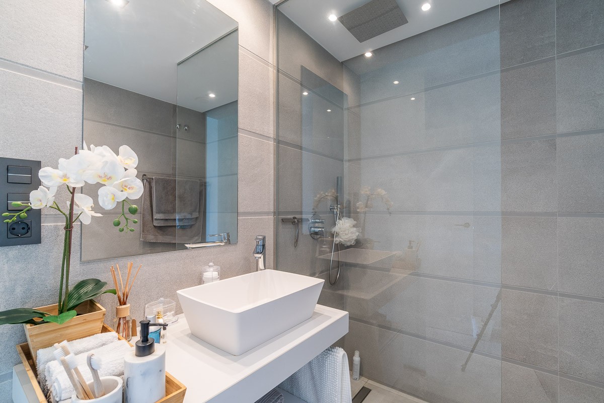 For sale - 2 Bedroom 2 Bathroom Apartment in El Raso - Costa Blanca  - Alicante