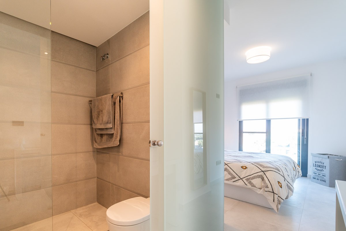For sale - 2 Bedroom 2 Bathroom Apartment in El Raso - Costa Blanca  - Alicante