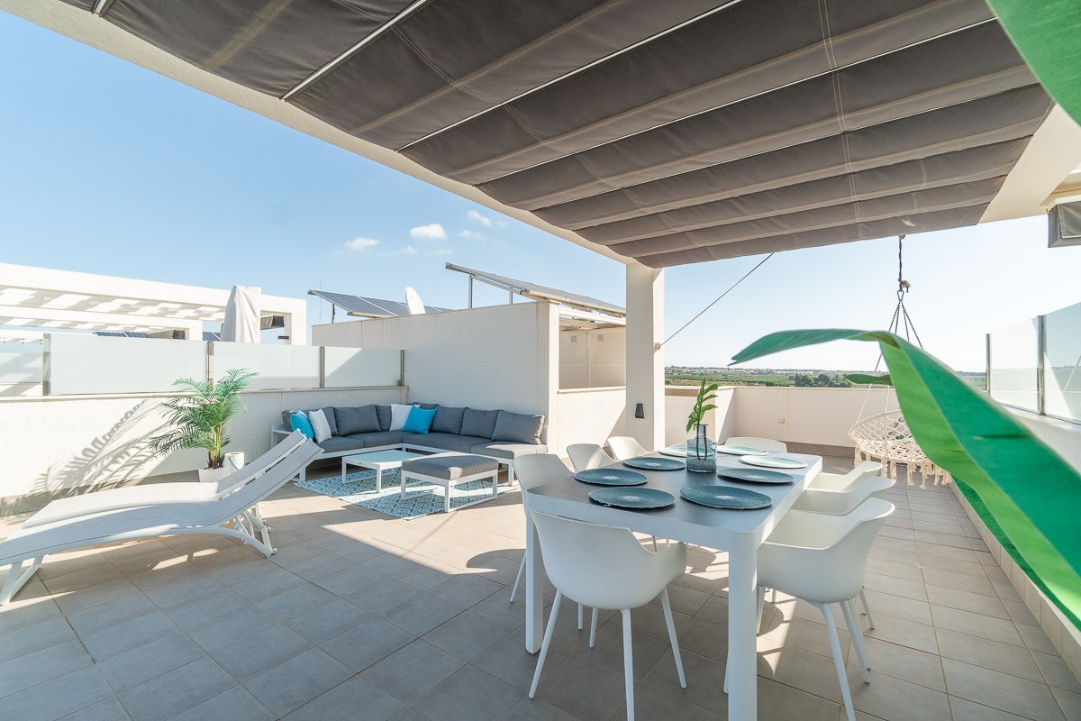 For sale - 2 Bedroom 2 Bathroom Apartment in El Raso - Costa Blanca  - Alicante