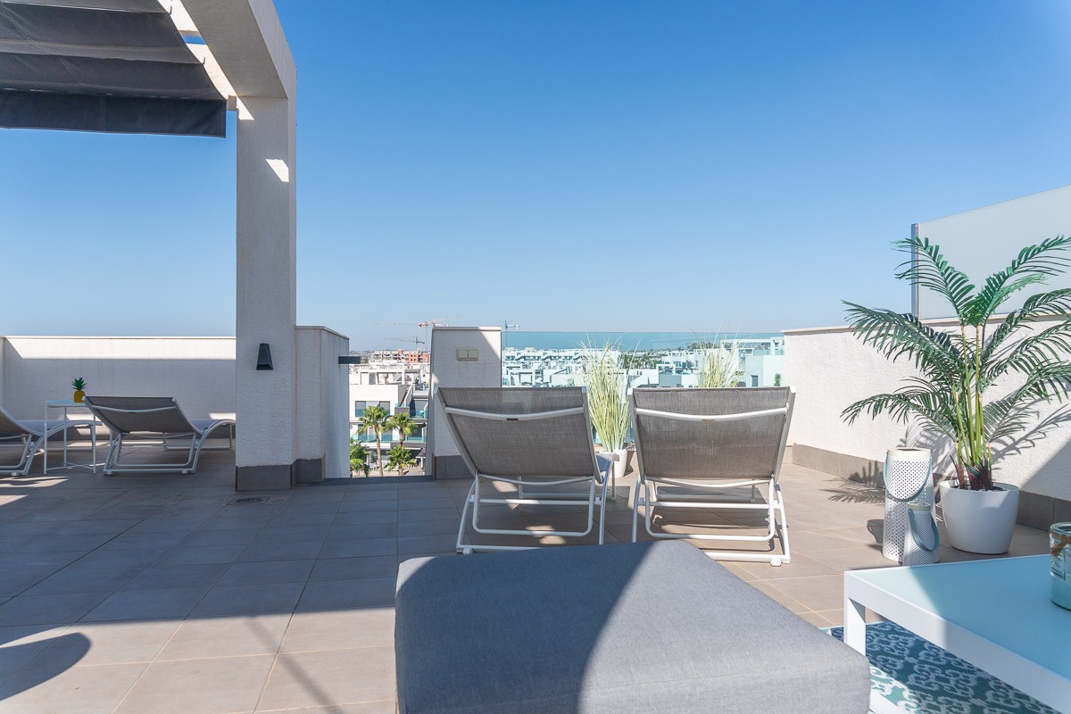 For sale - 2 Bedroom 2 Bathroom Apartment in El Raso - Costa Blanca  - Alicante